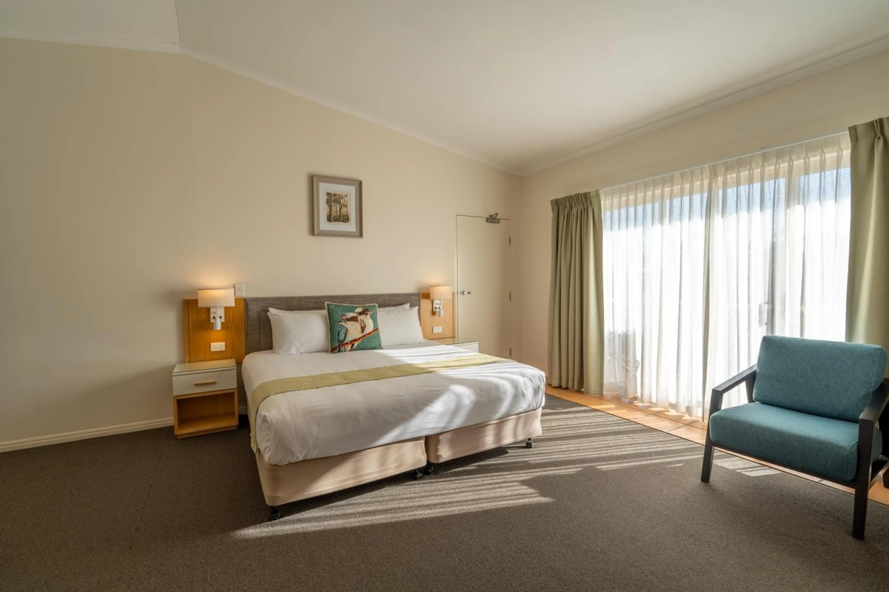 Bed in Eagle Heights Mountain Resort