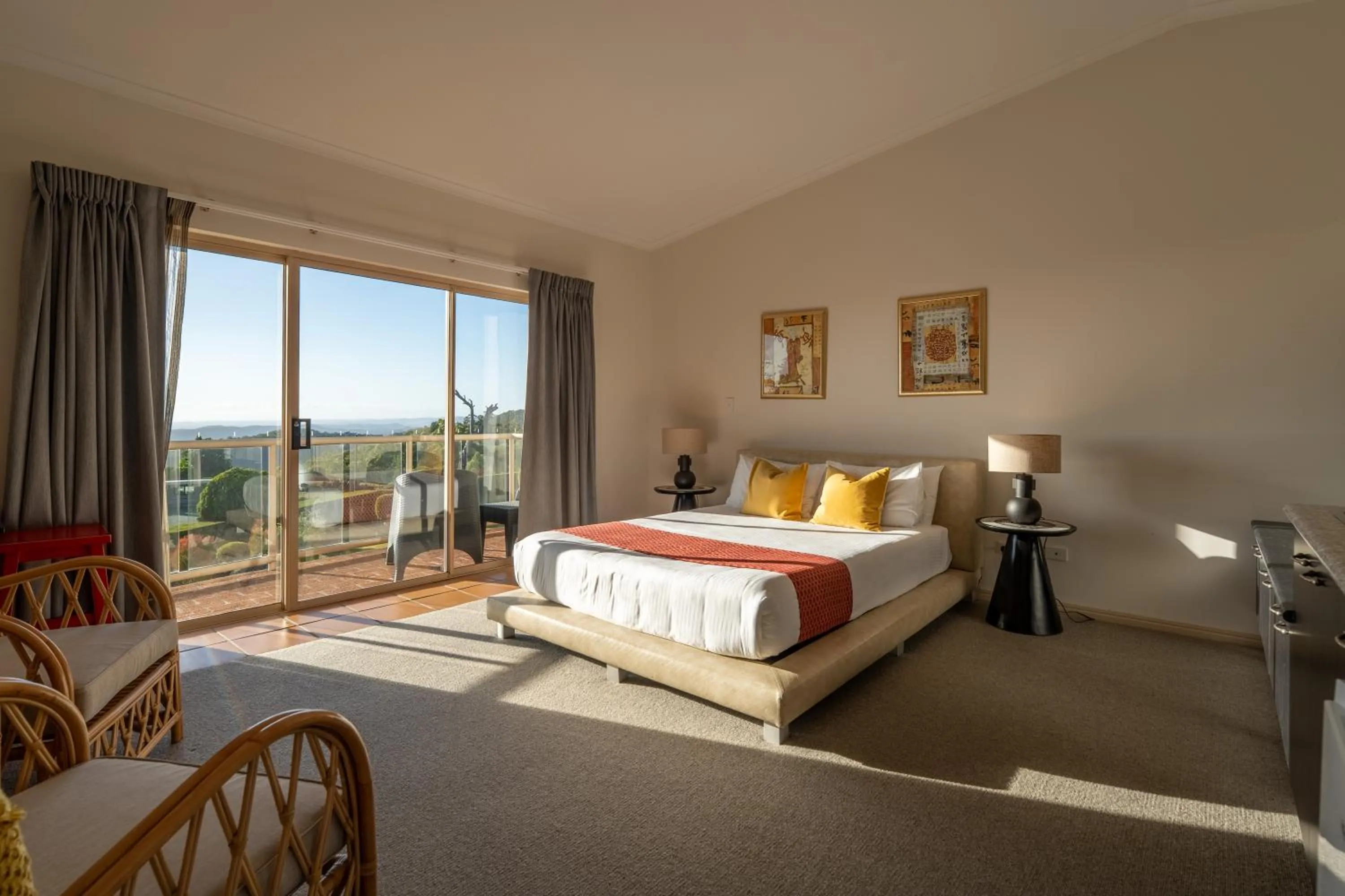 Bed in Eagle Heights Mountain Resort