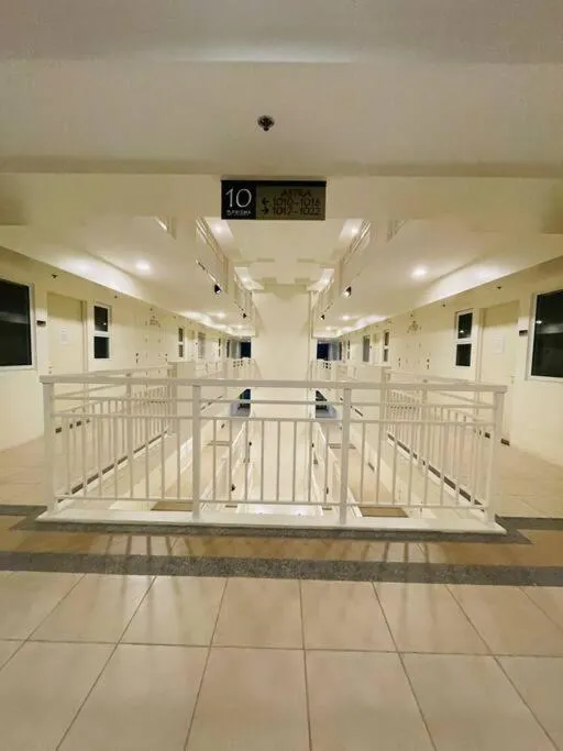 Stylish 1 bedroom condo with pool view and Fast WIFI