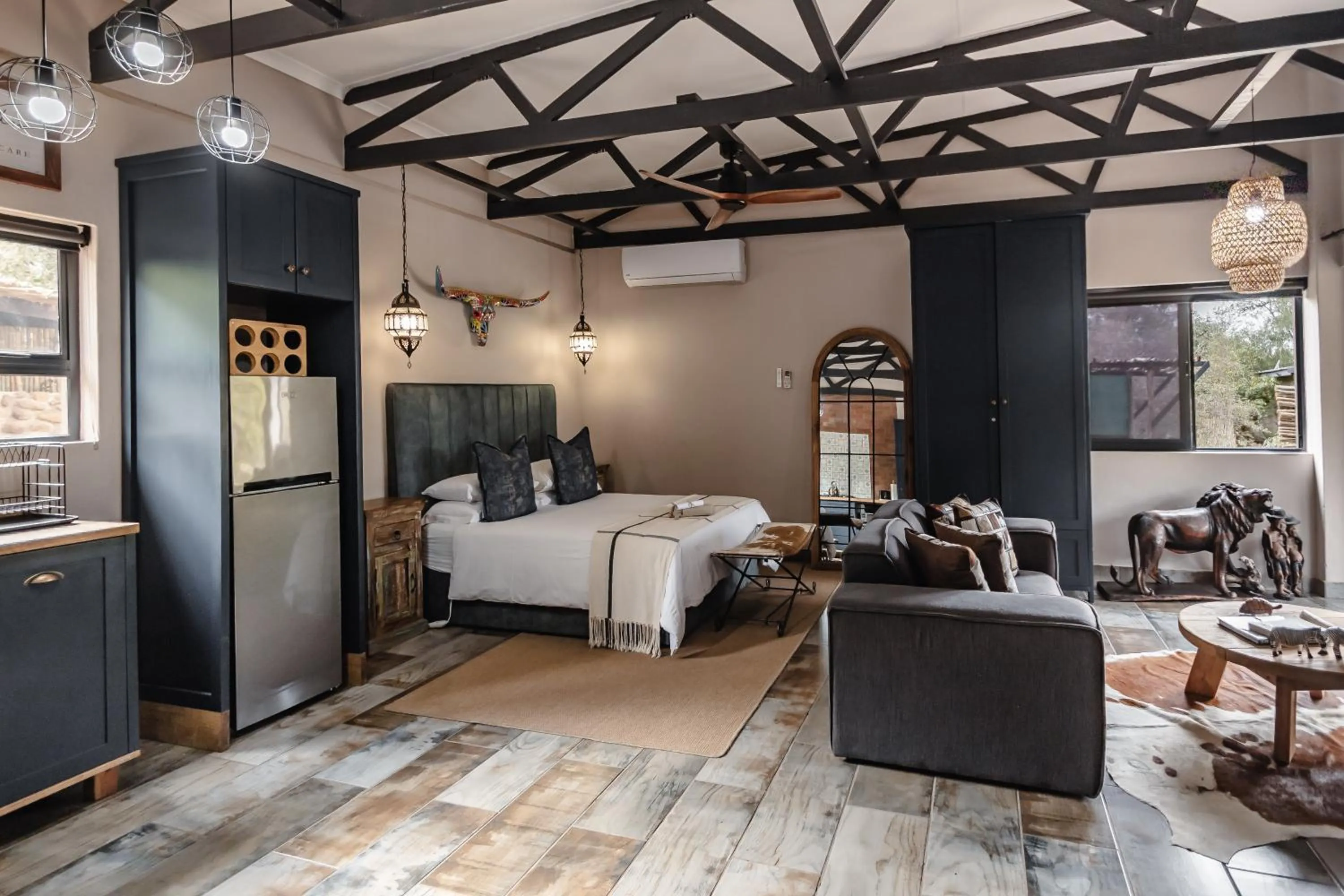 Bedroom, Bed in Grace of Africa, Kruger Couples Lodge
