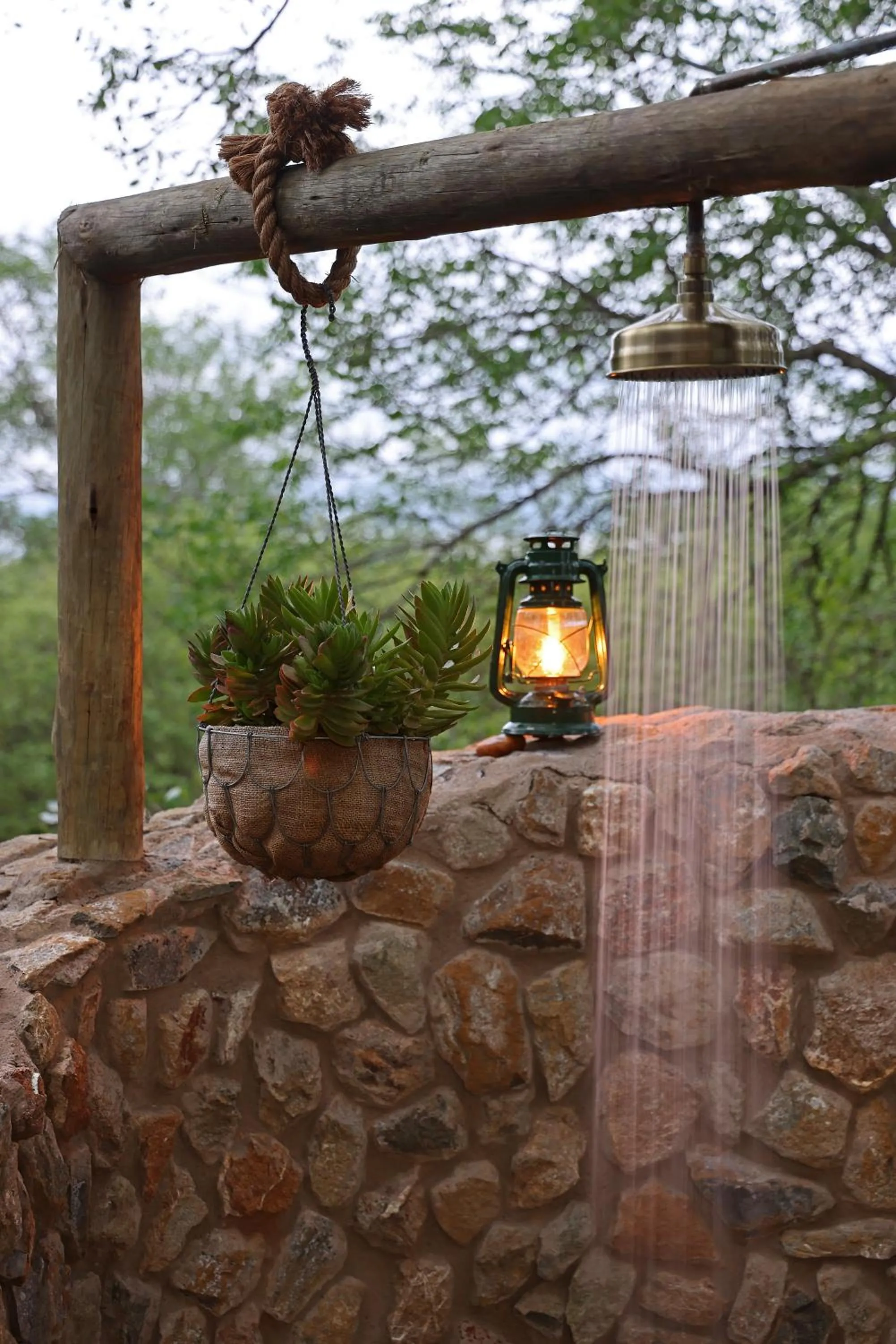 Shower in Grace of Africa, Kruger Couples Lodge