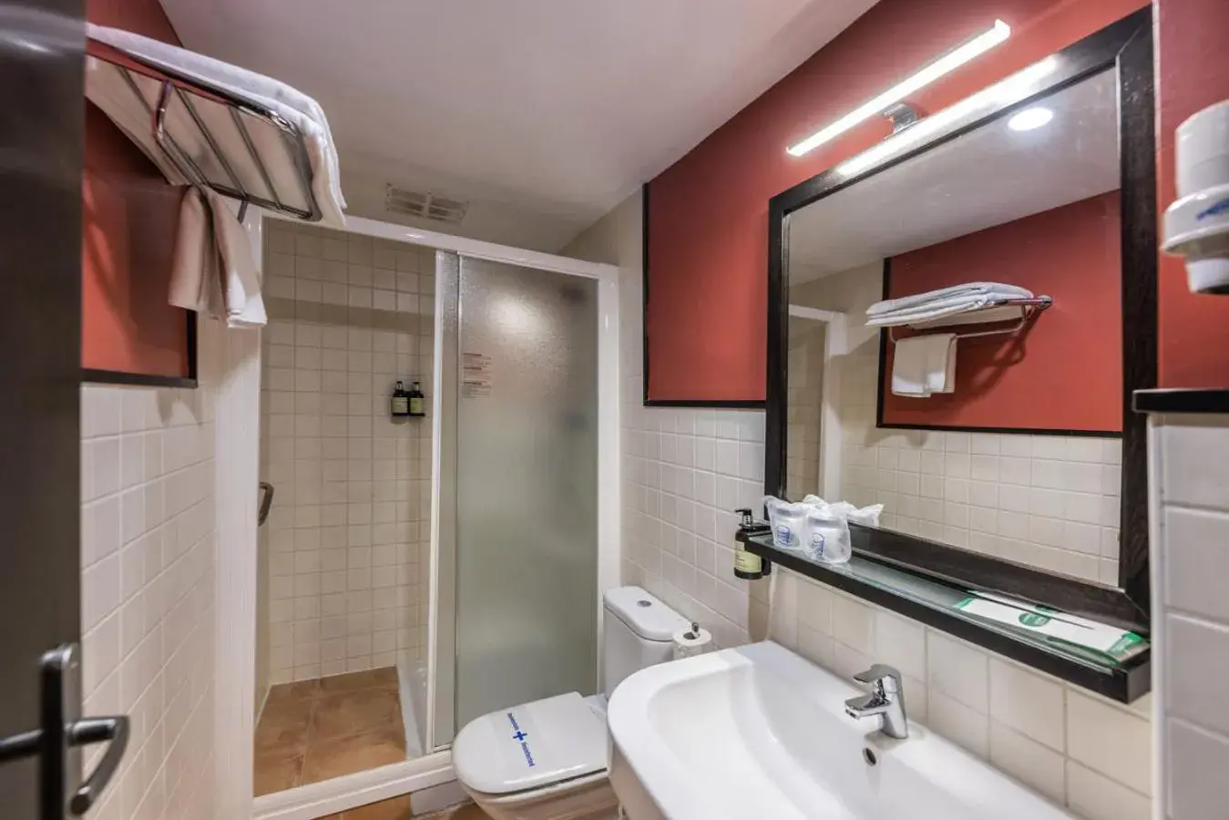 Bathroom in Hotel Monasterio Benedictino Bathroom in Hotel Monasterio Benedictino