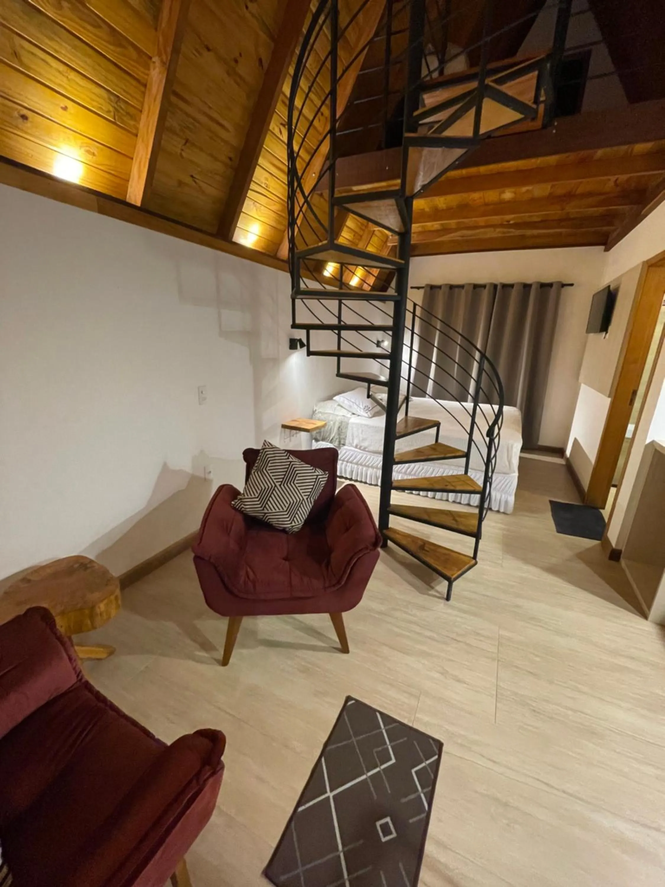 VILLA ITÁLIA CHALÉ