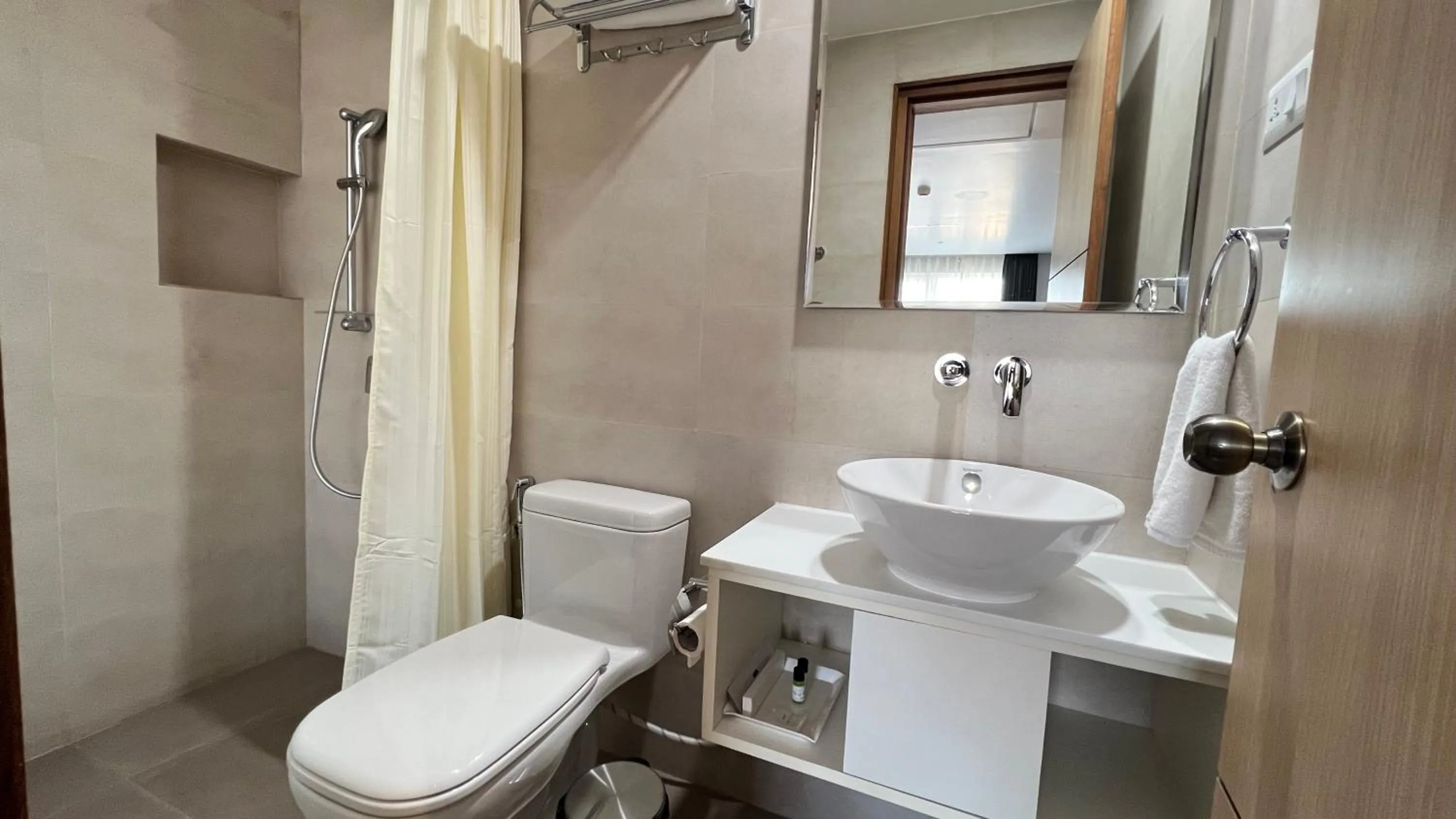 Toilet in Aurora Boutique Hotel Imphal