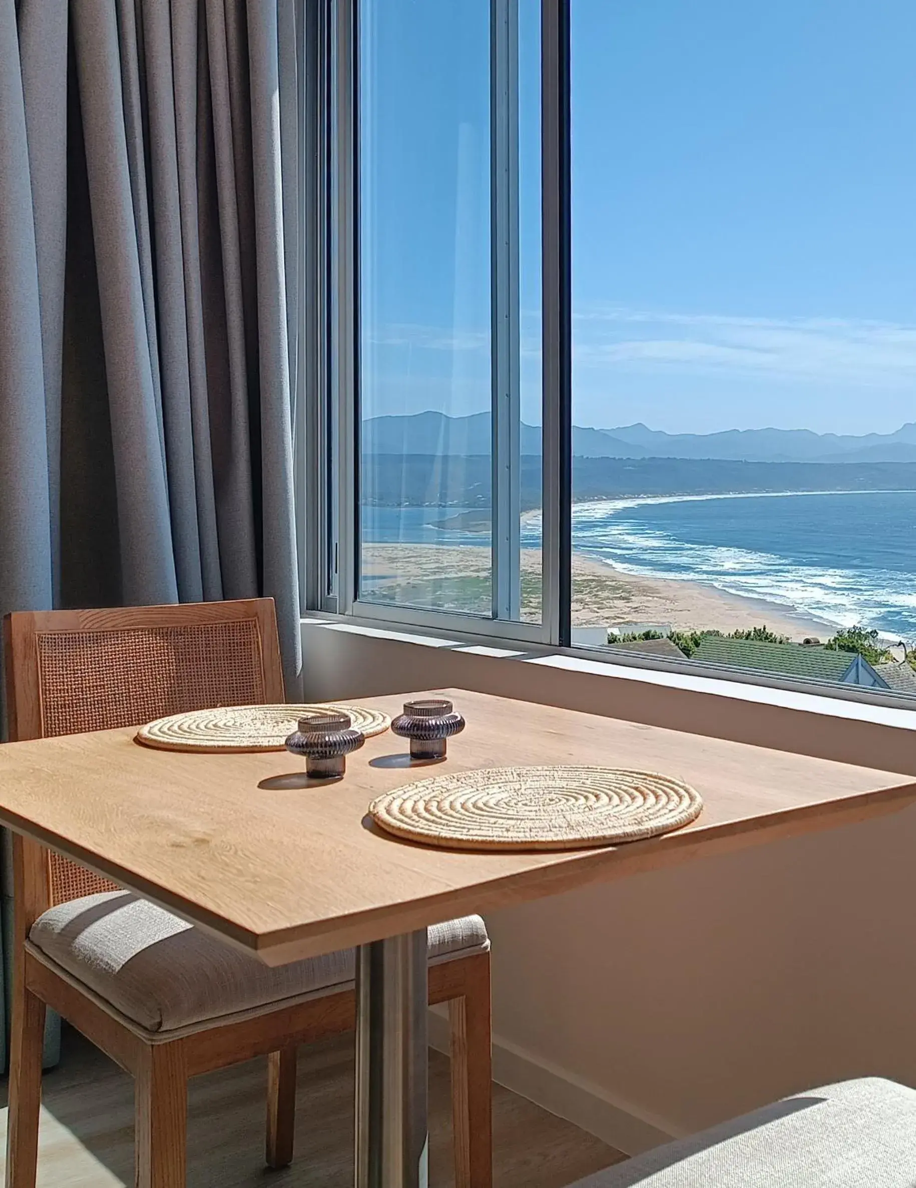 One-Bedroom Apartment in Summer Sea One-Bedroom Apartment in Summer Sea
