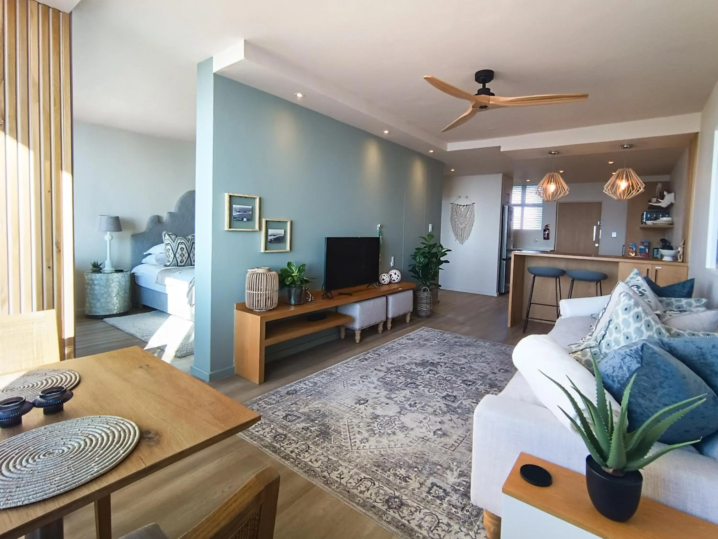 One-Bedroom Apartment in Summer Sea One-Bedroom Apartment in Summer Sea