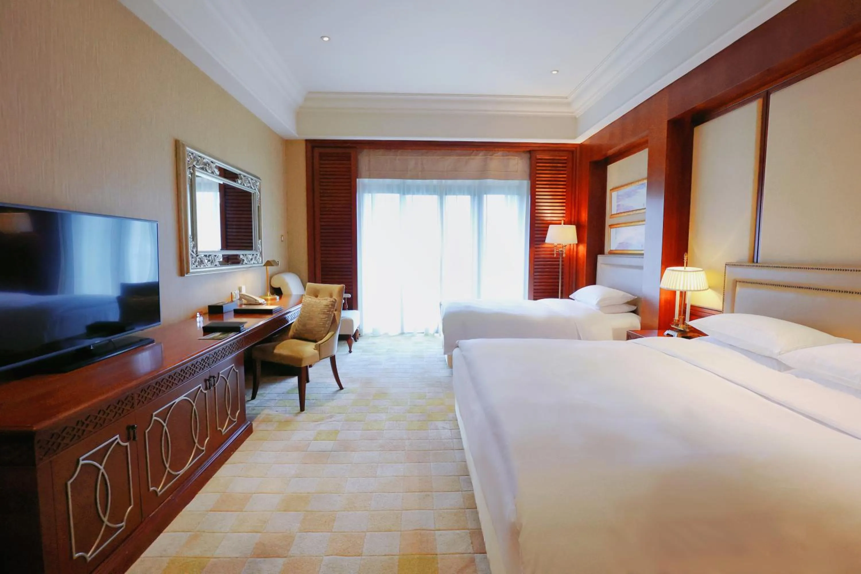 Bed in Shanghai Dongjiao State Guest Hotel