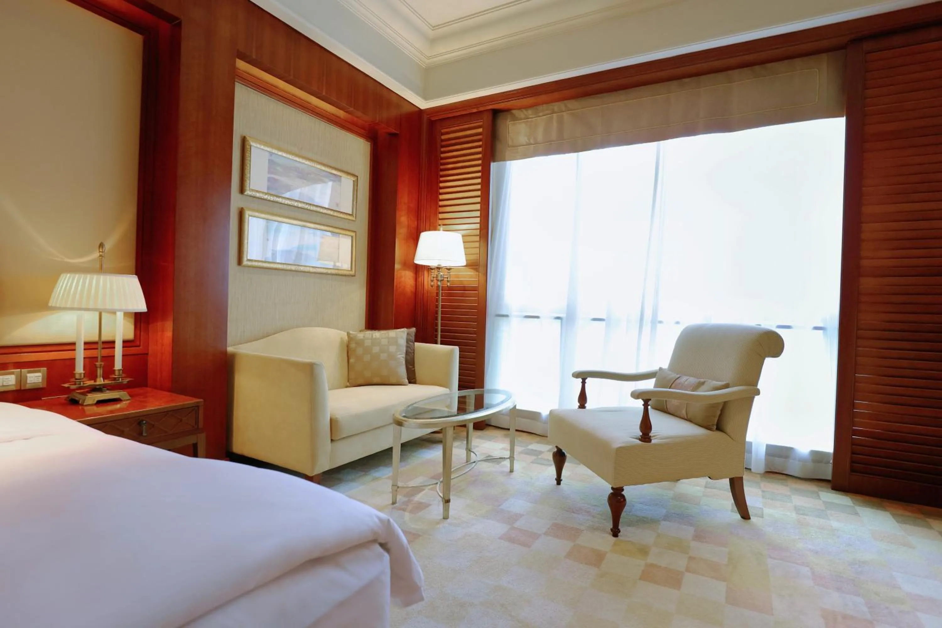 Bed in Shanghai Dongjiao State Guest Hotel