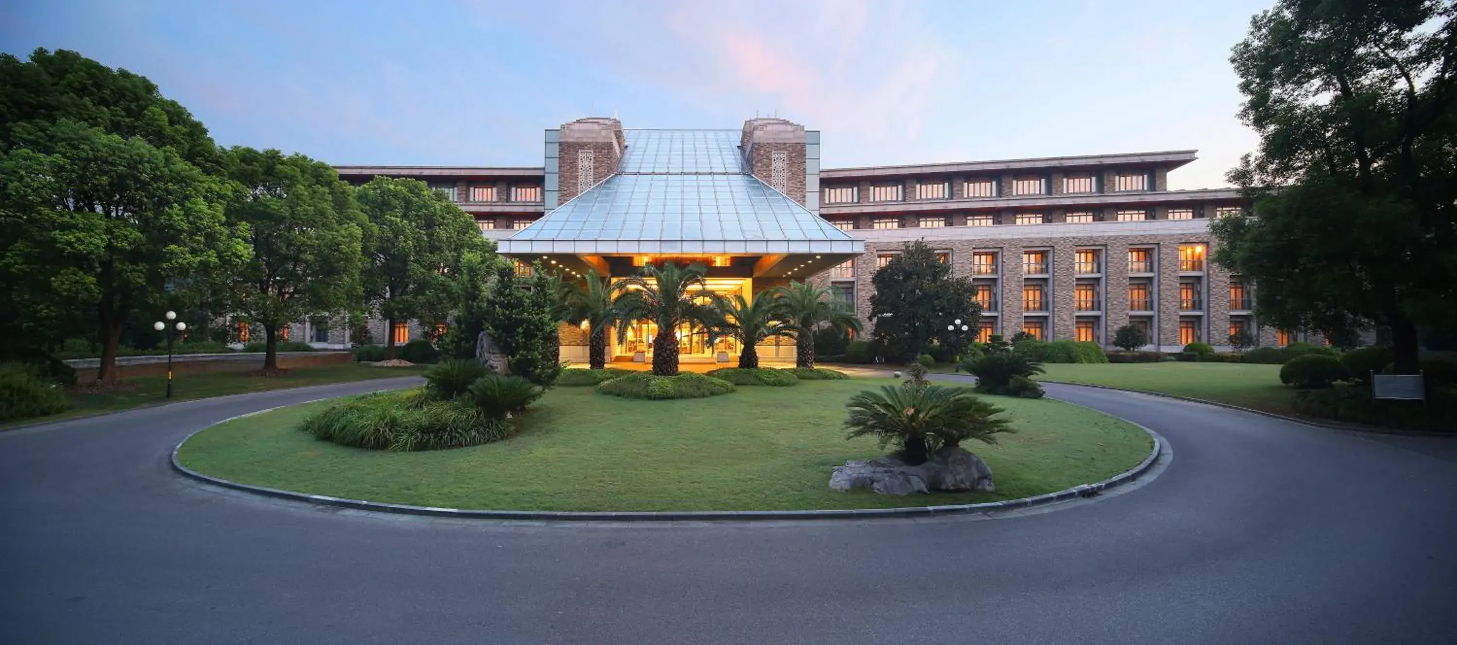 Property building in Shanghai Dongjiao State Guest Hotel Property building in Shanghai Dongjiao State Guest Hotel