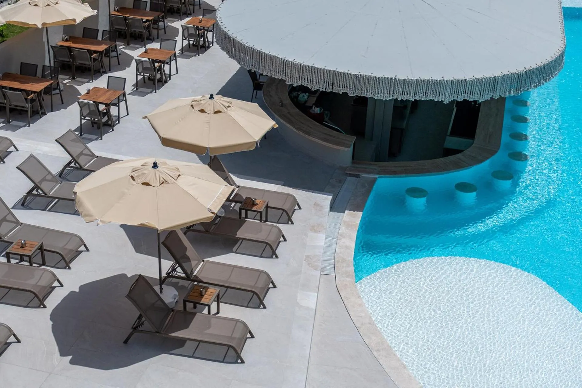 Day in Residence 222 Hisarönü