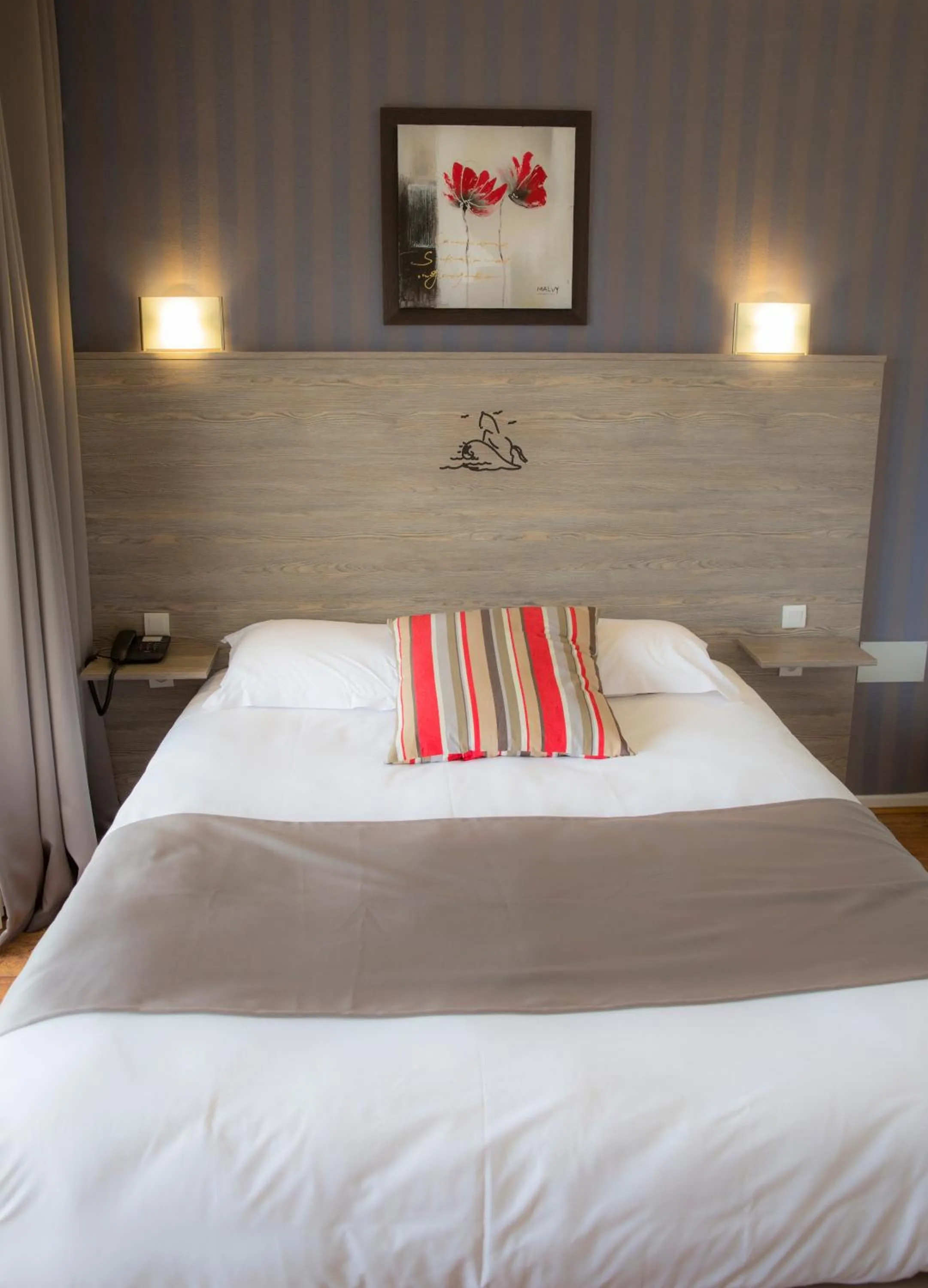 Bed in Arc Hôtel Sur Mer