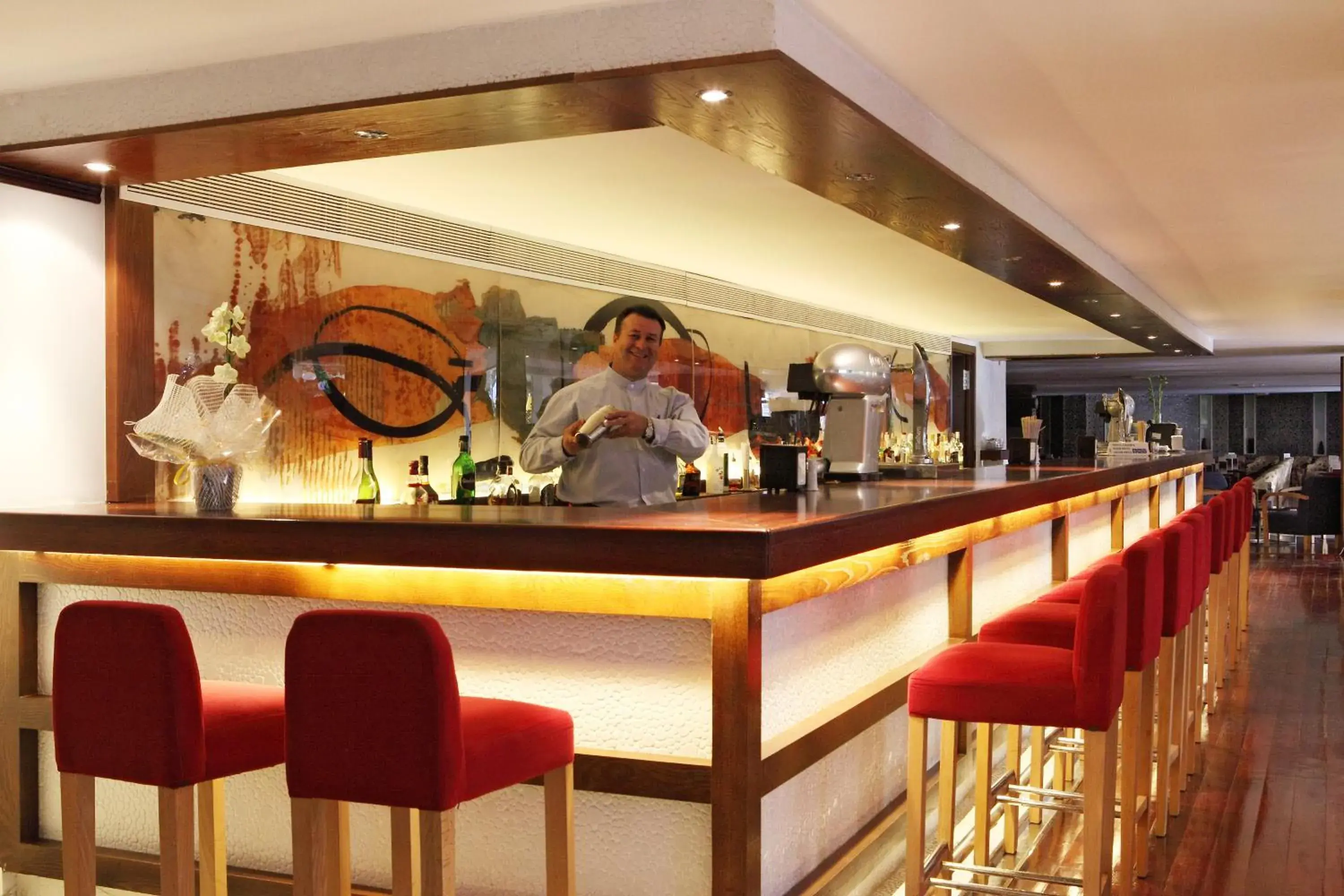 Lounge or bar in H10 Tenerife Playa Lounge or bar in H10 Tenerife Playa