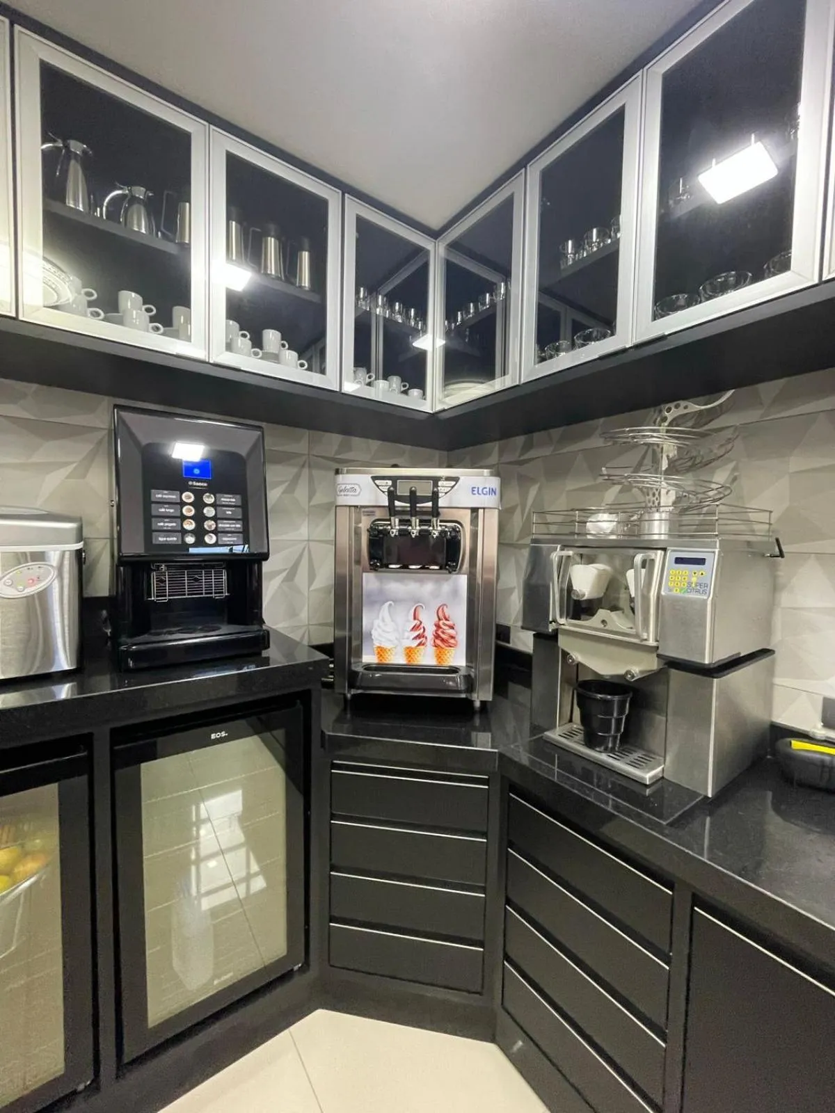 Lounge or bar in Sophita Business Hotel