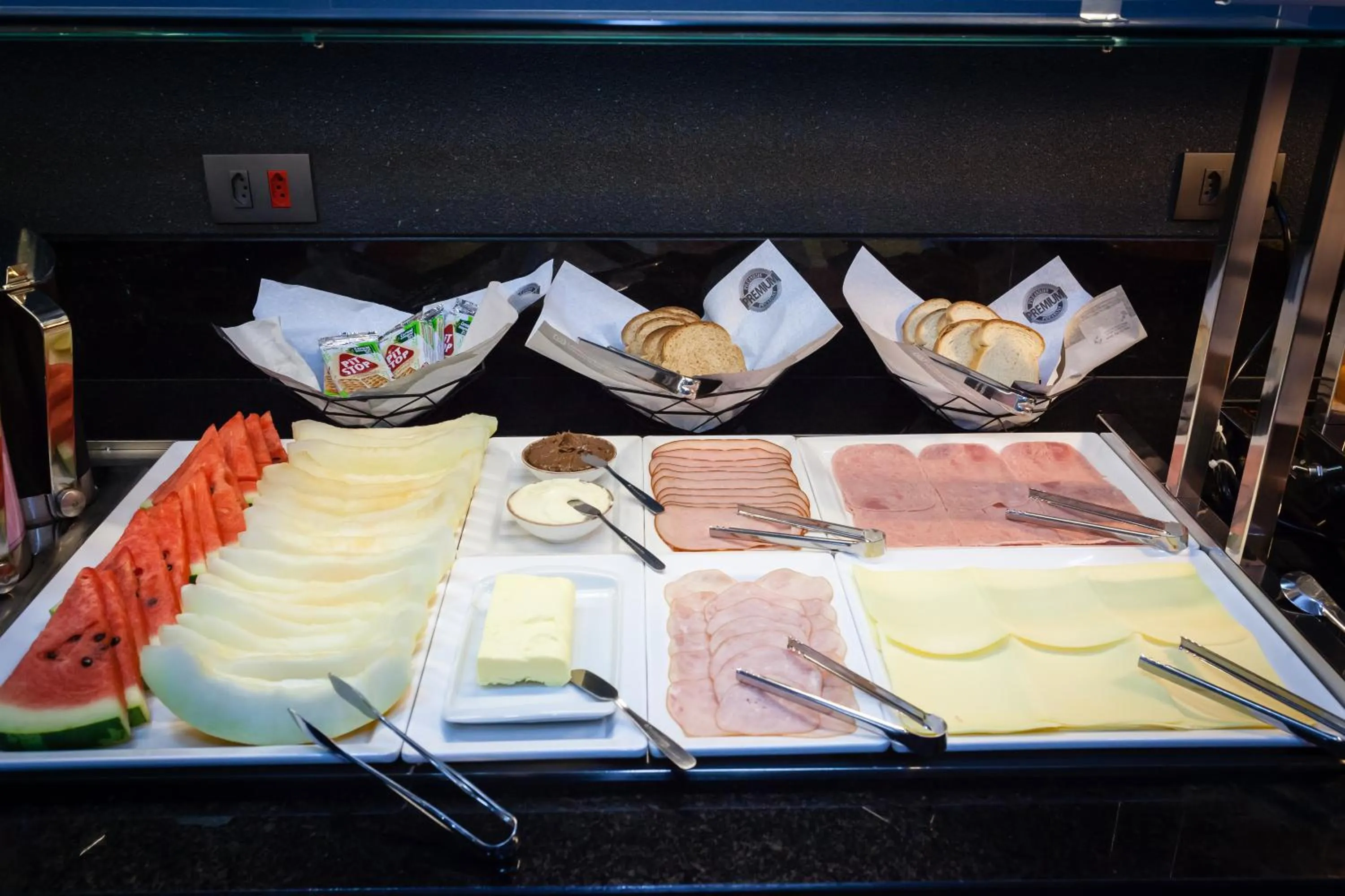 Food and drinks in Sophita Business Hotel