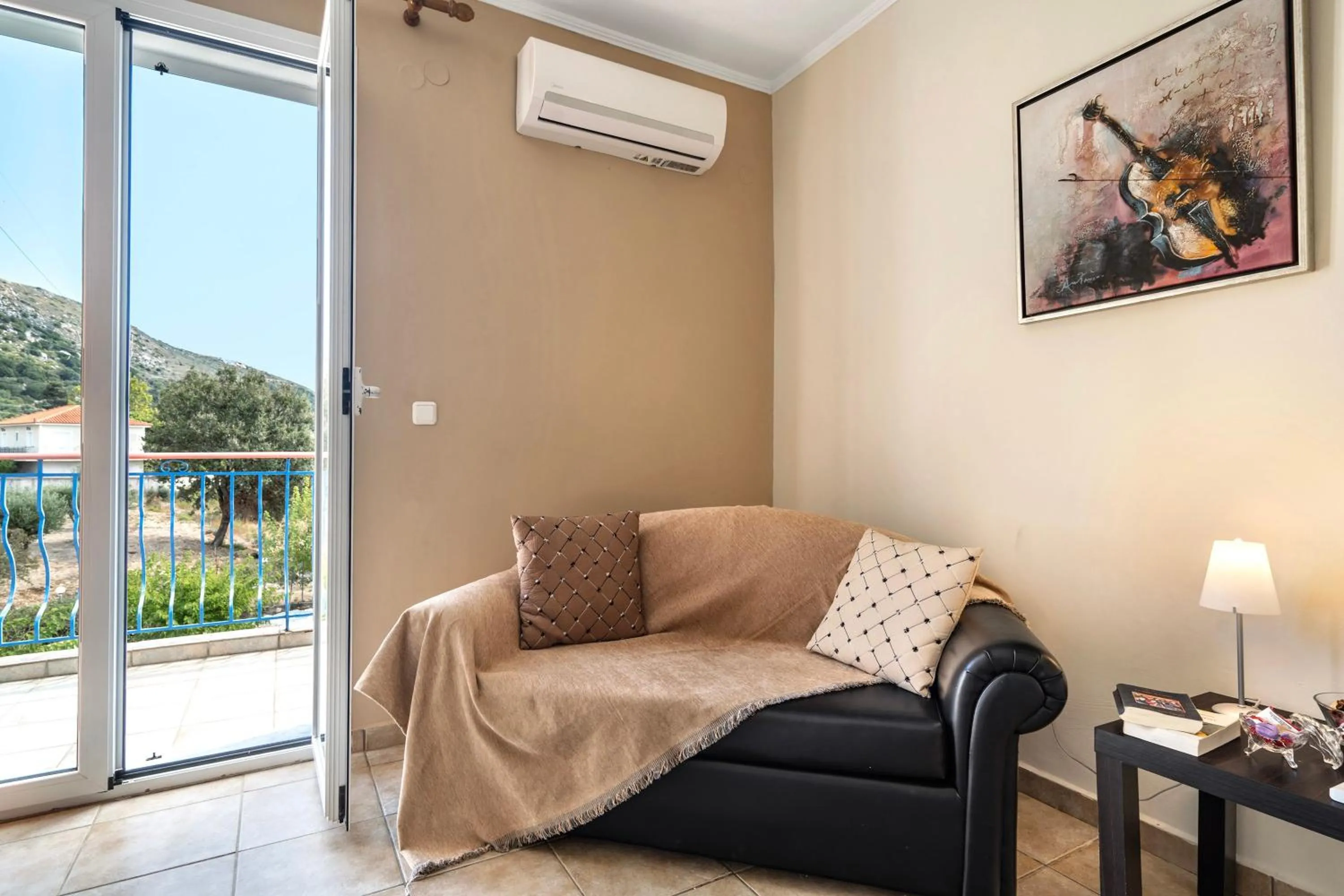 Spyros apartment