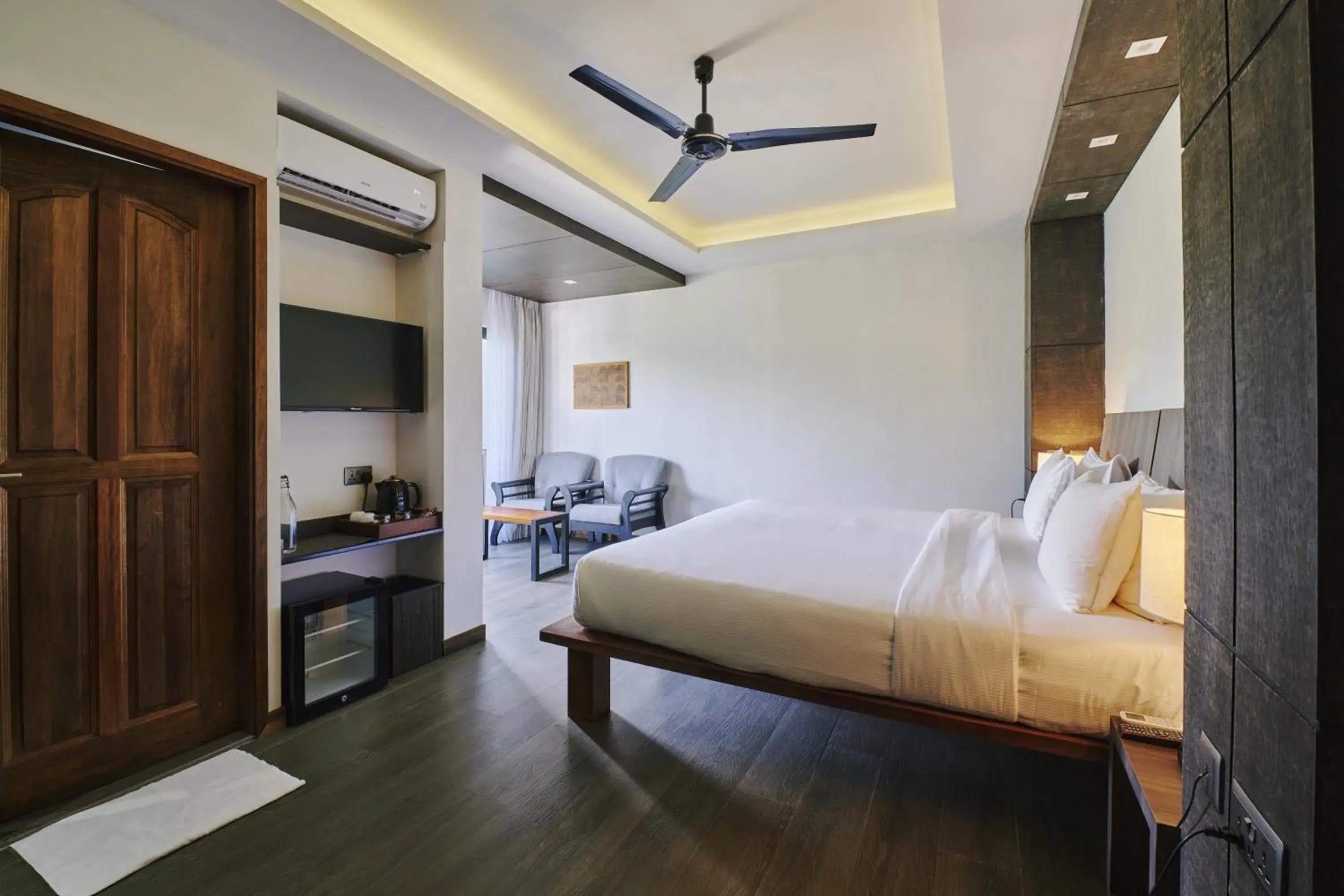 Deluxe Double Room in Ataraxis Grand and Spa Fuvahmulah Deluxe Double Room in Ataraxis Grand and Spa Fuvahmulah