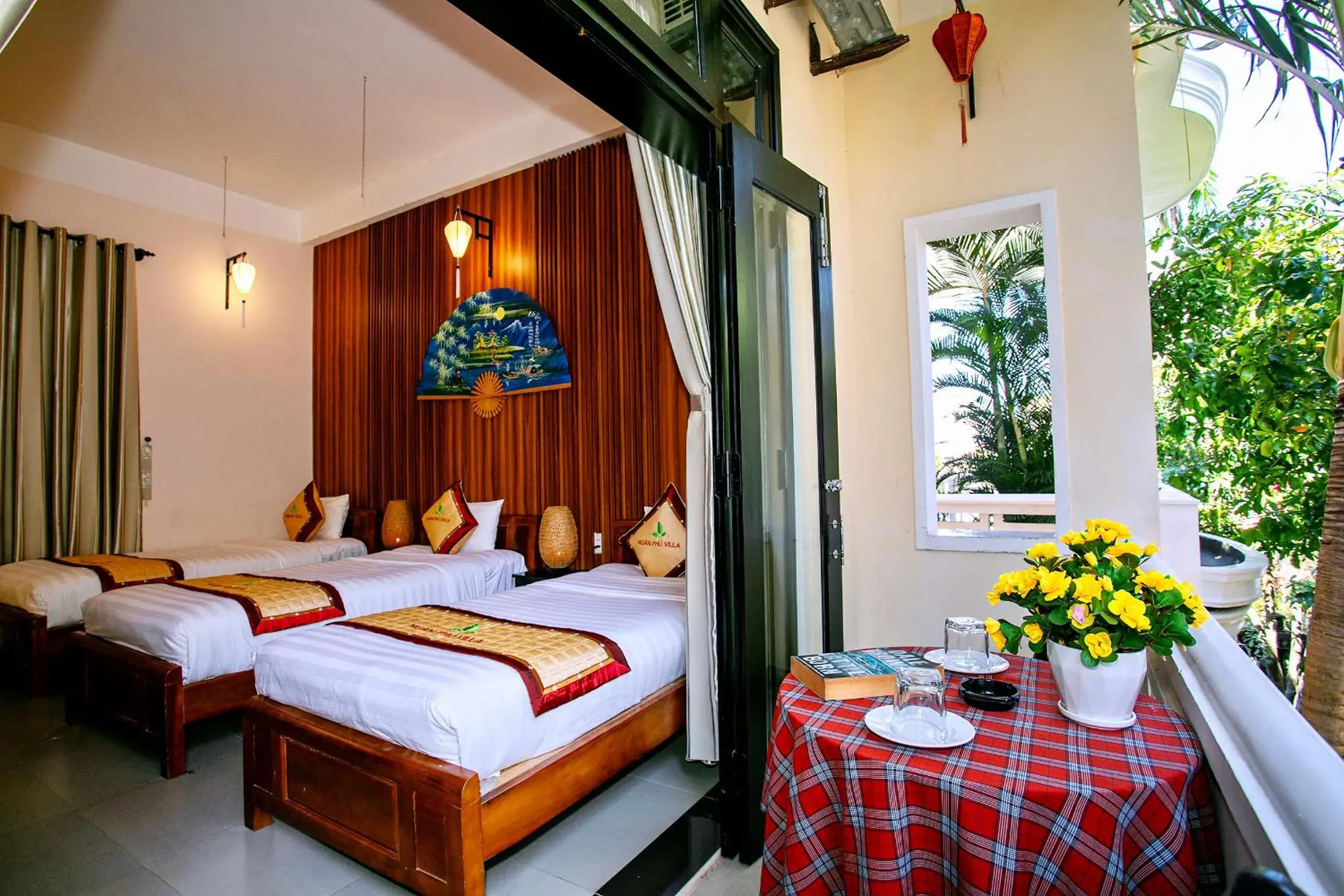 Triple Room in Ngan Phu Villa Triple Room in Ngan Phu Villa