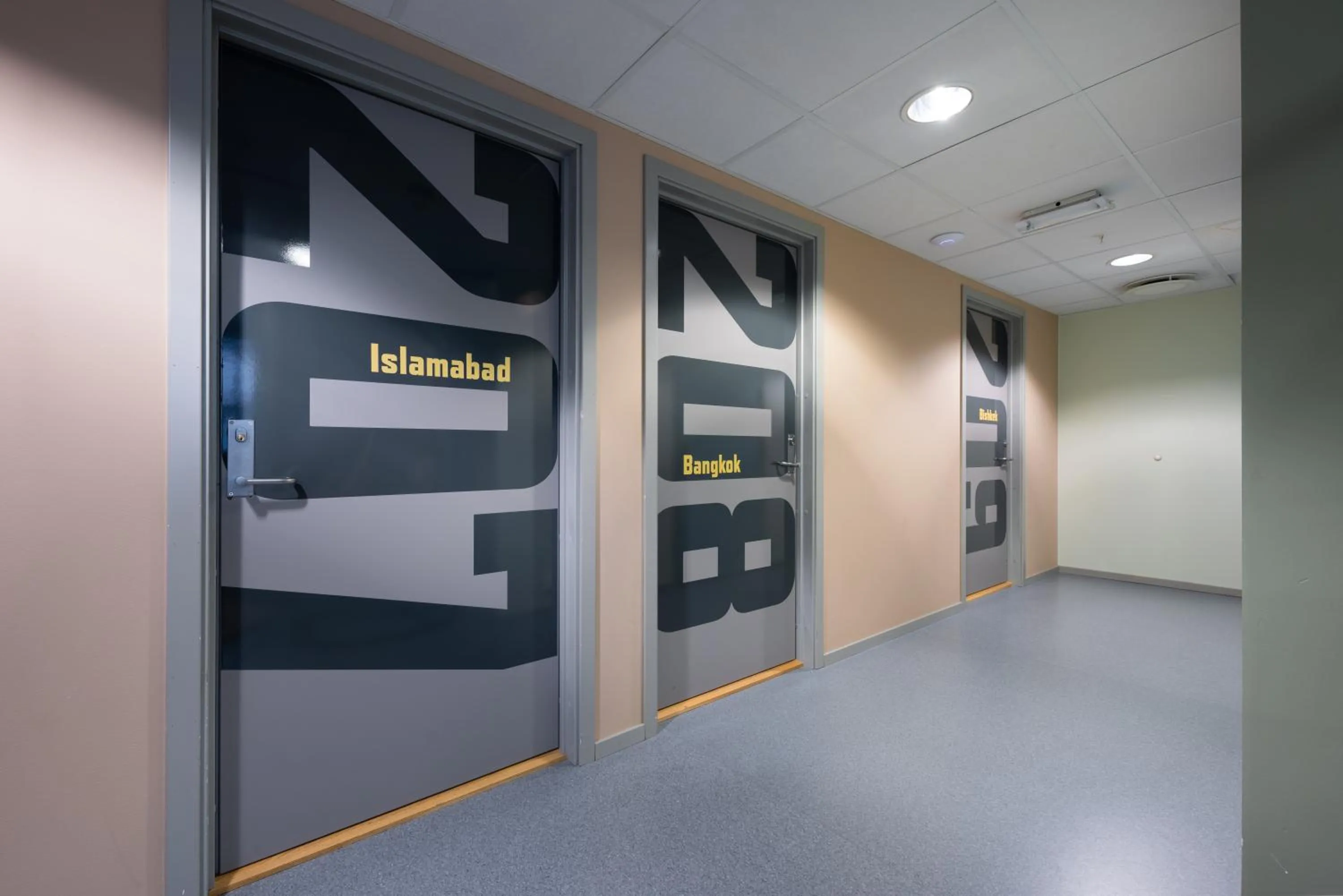 Text overlay in Rumi Hostel