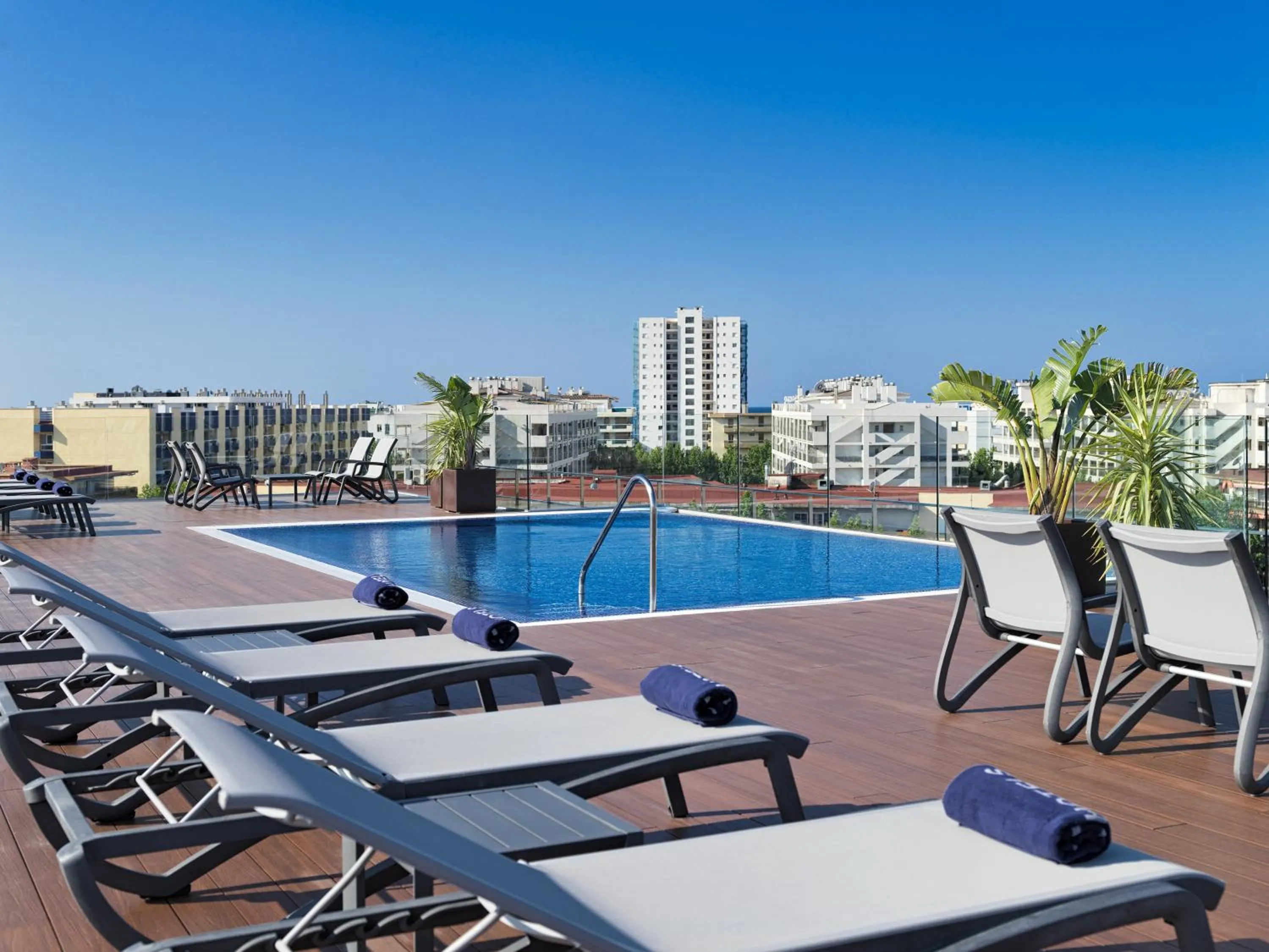 Property building in H10 Vintage Salou - Adults Only