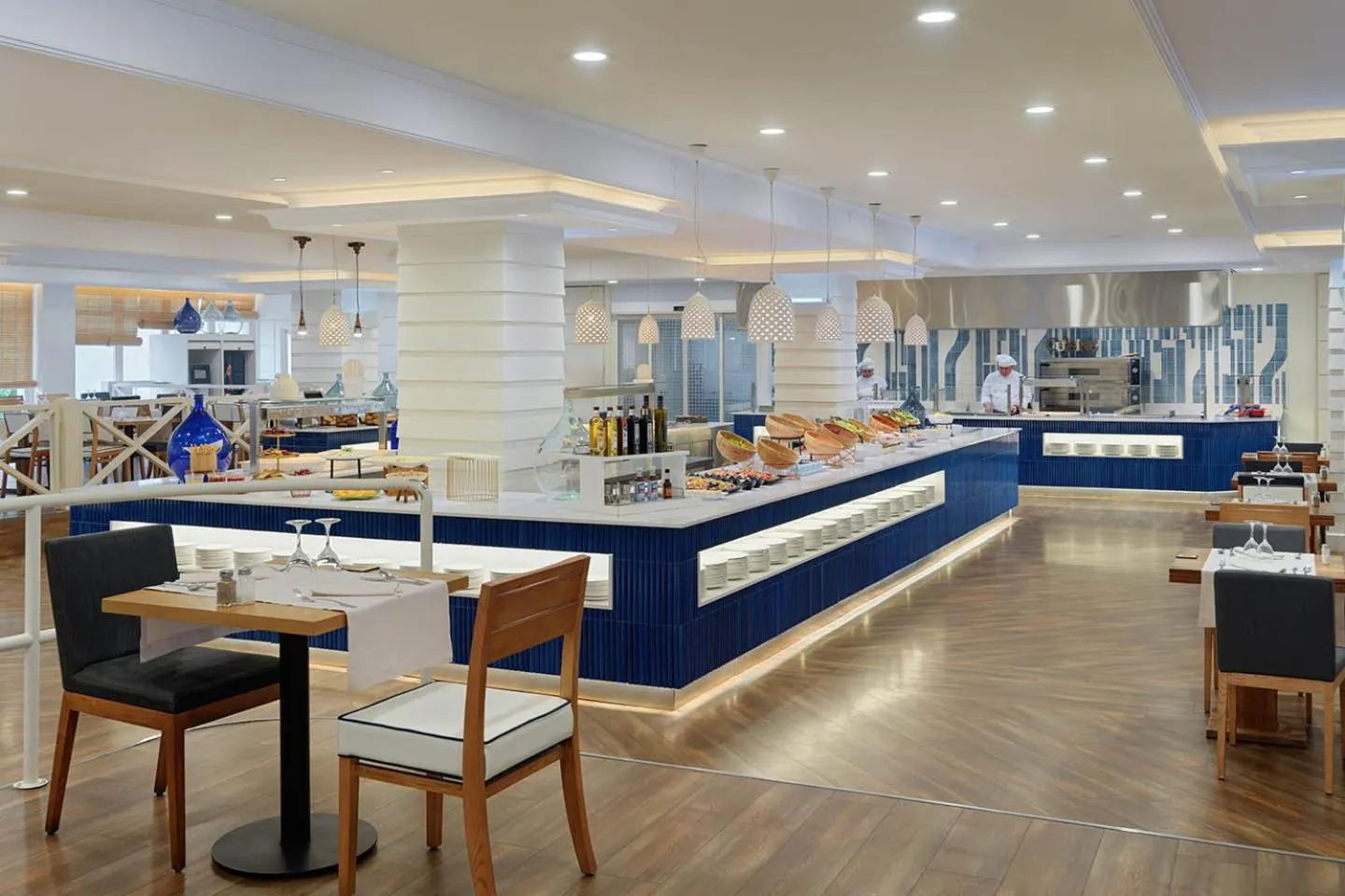 Restaurant/places to eat in H10 Vintage Salou - Adults Only