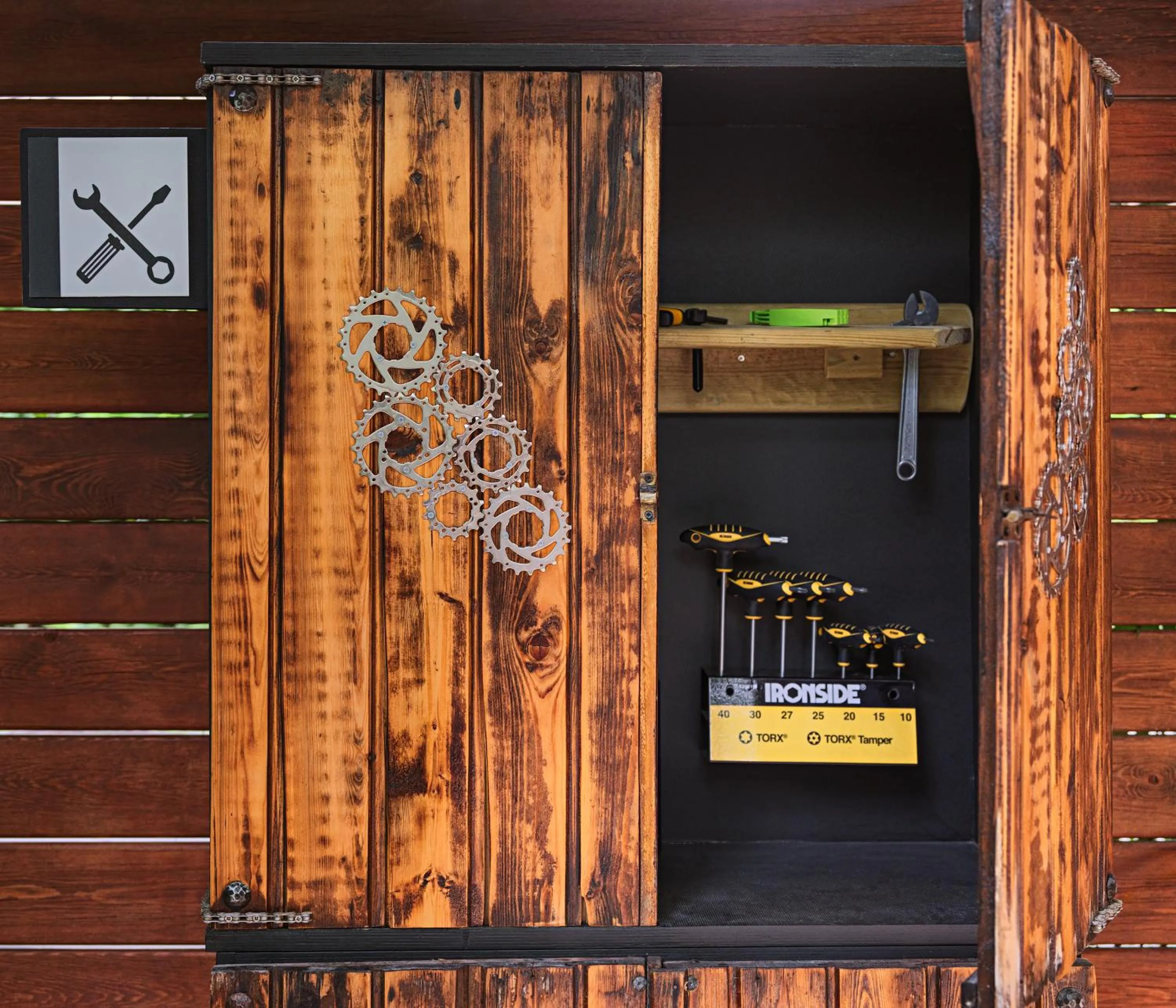 Cycling in H10 Vintage Salou - Adults Only