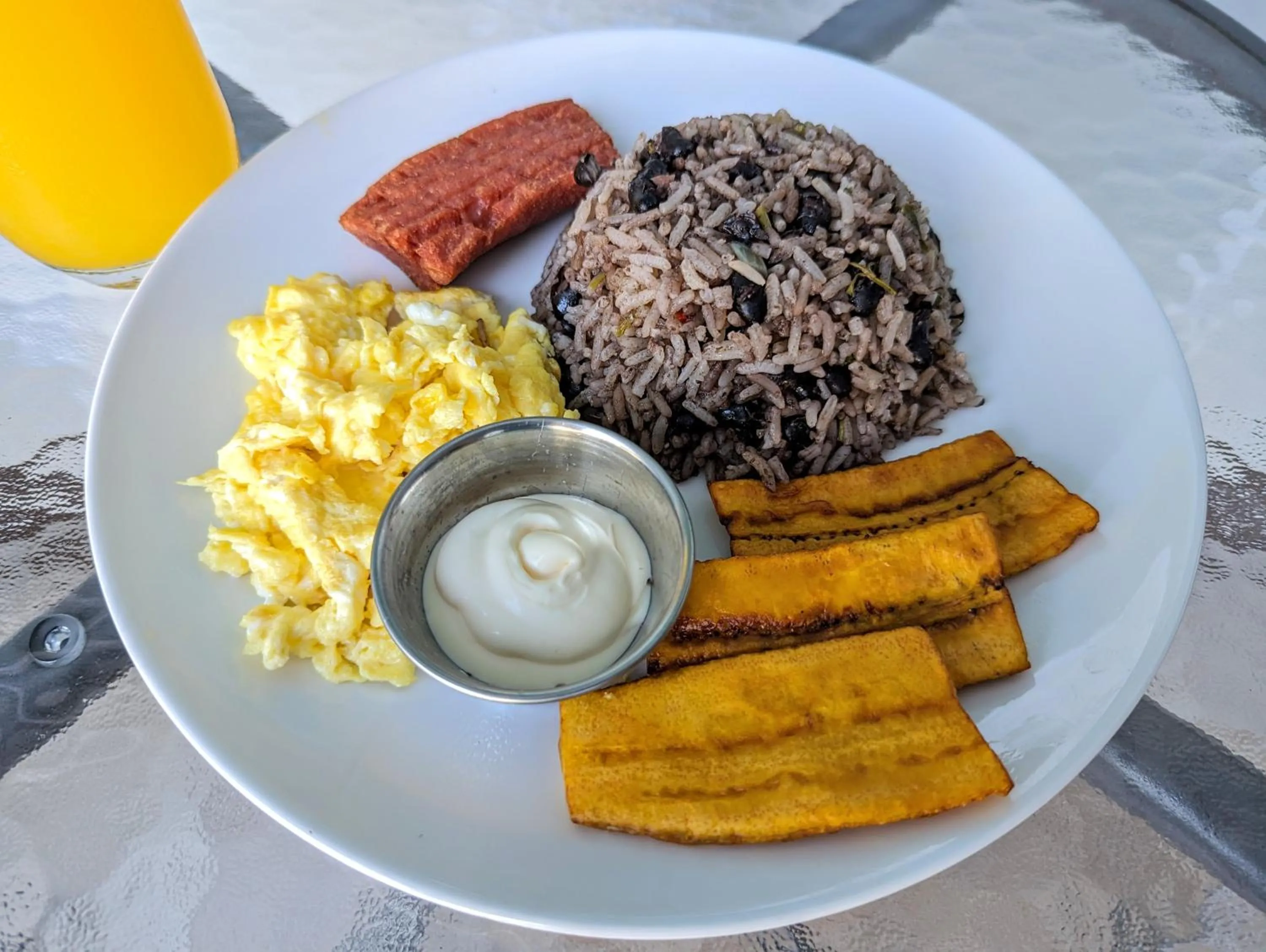 Breakfast in Hotel Cayuga