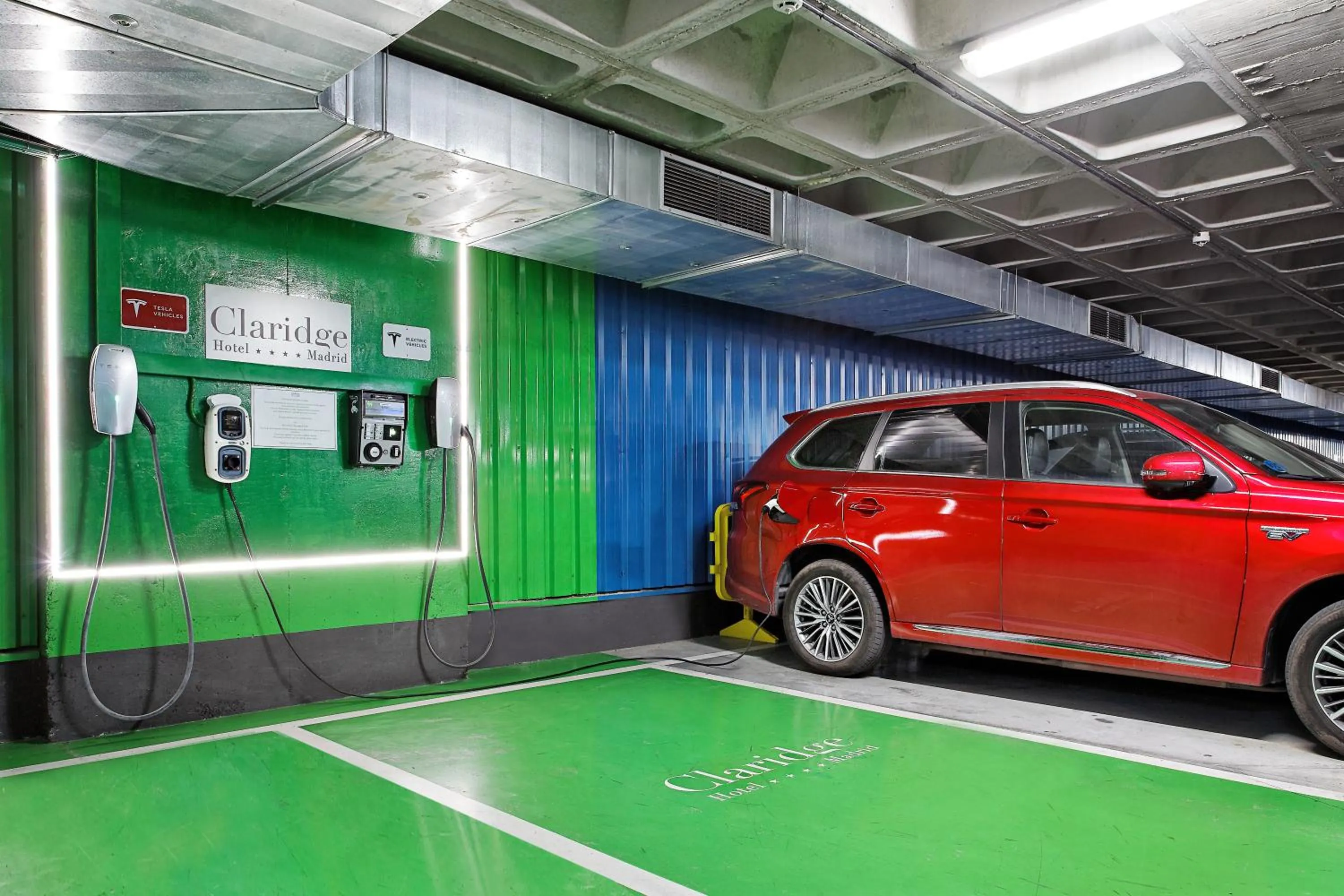 Parking in Claridge Madrid