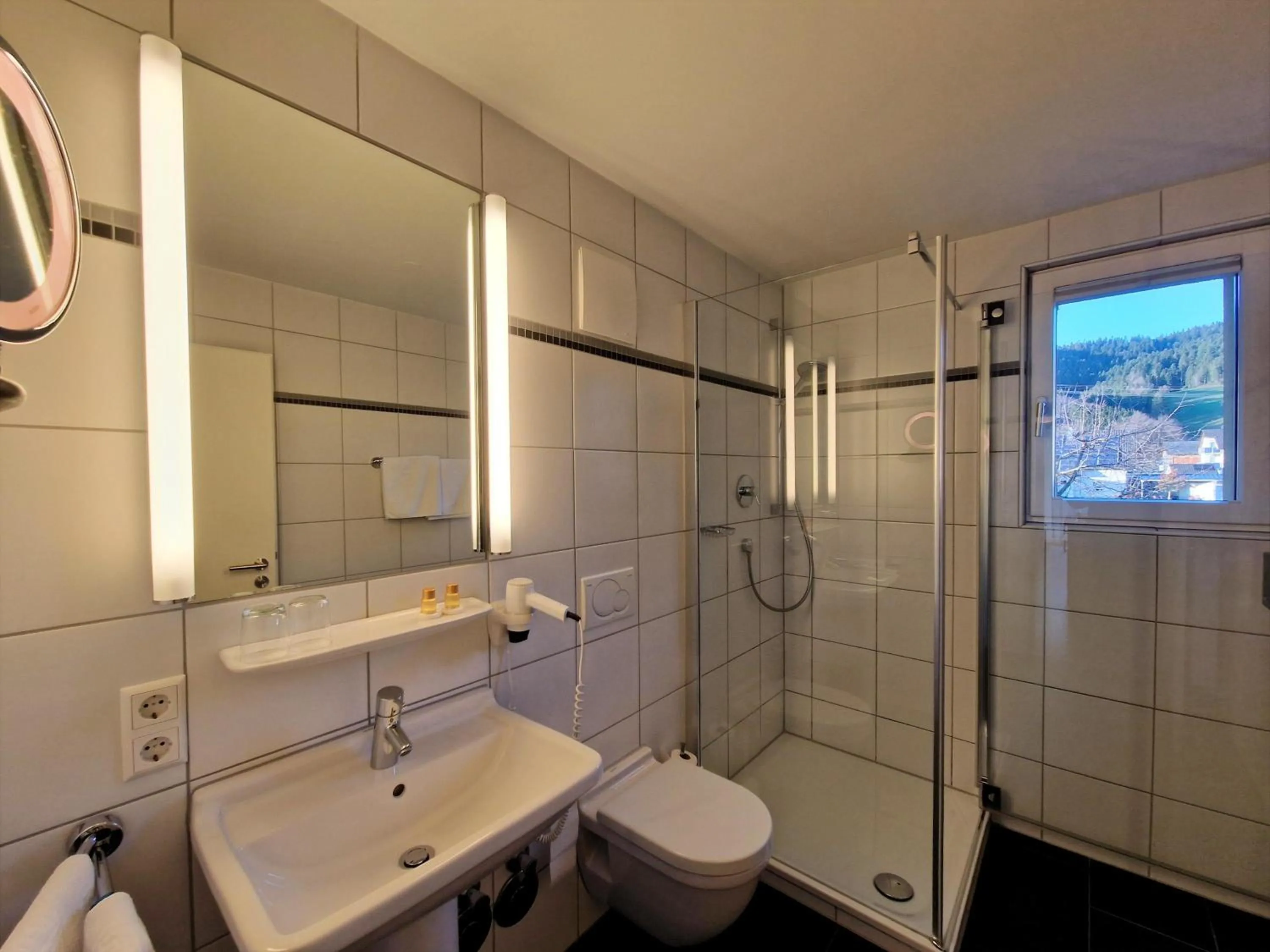 Shower in Blume Hausach I Hotel & Restaurant