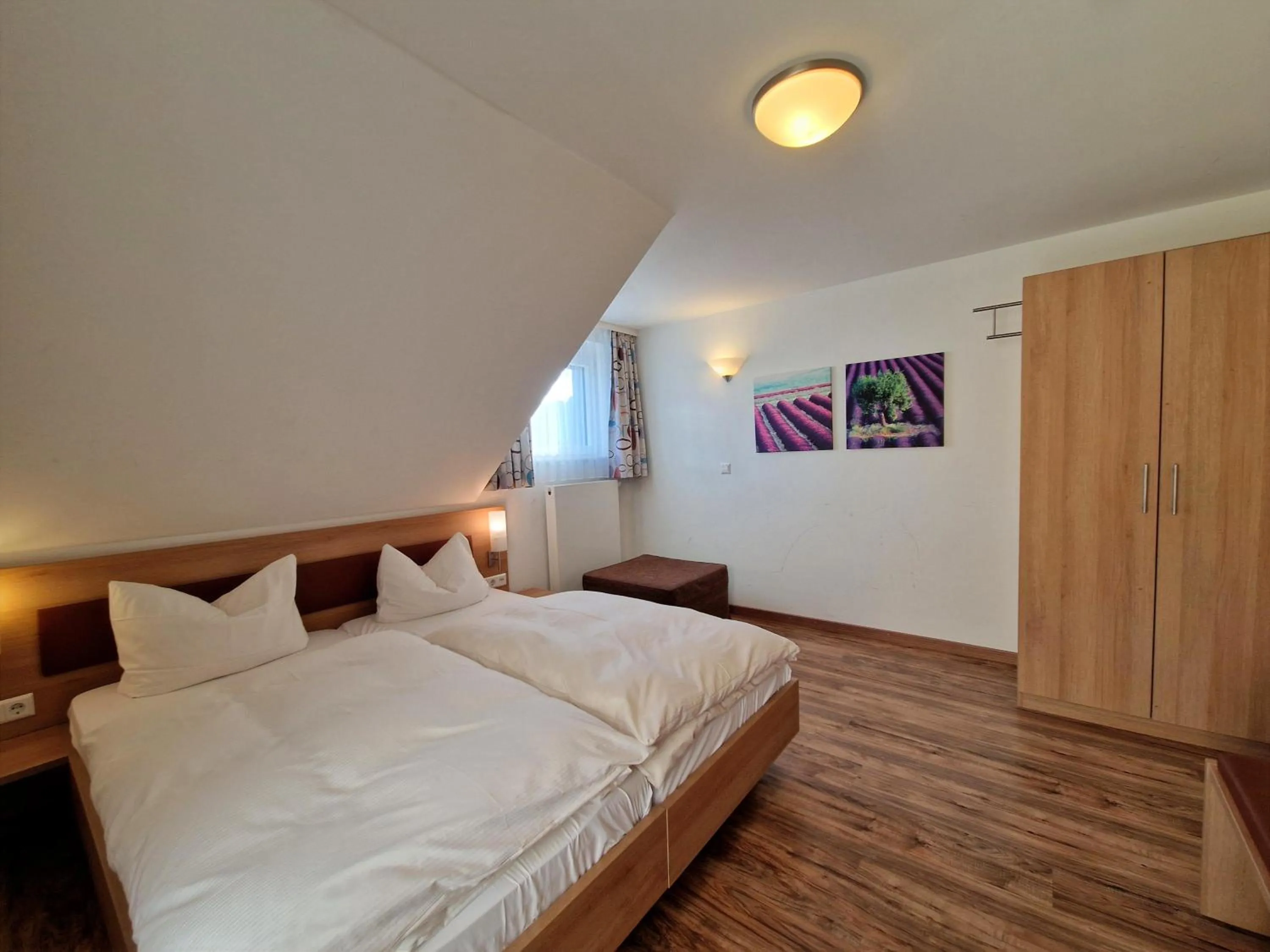 Bed in Blume Hausach I Hotel & Restaurant