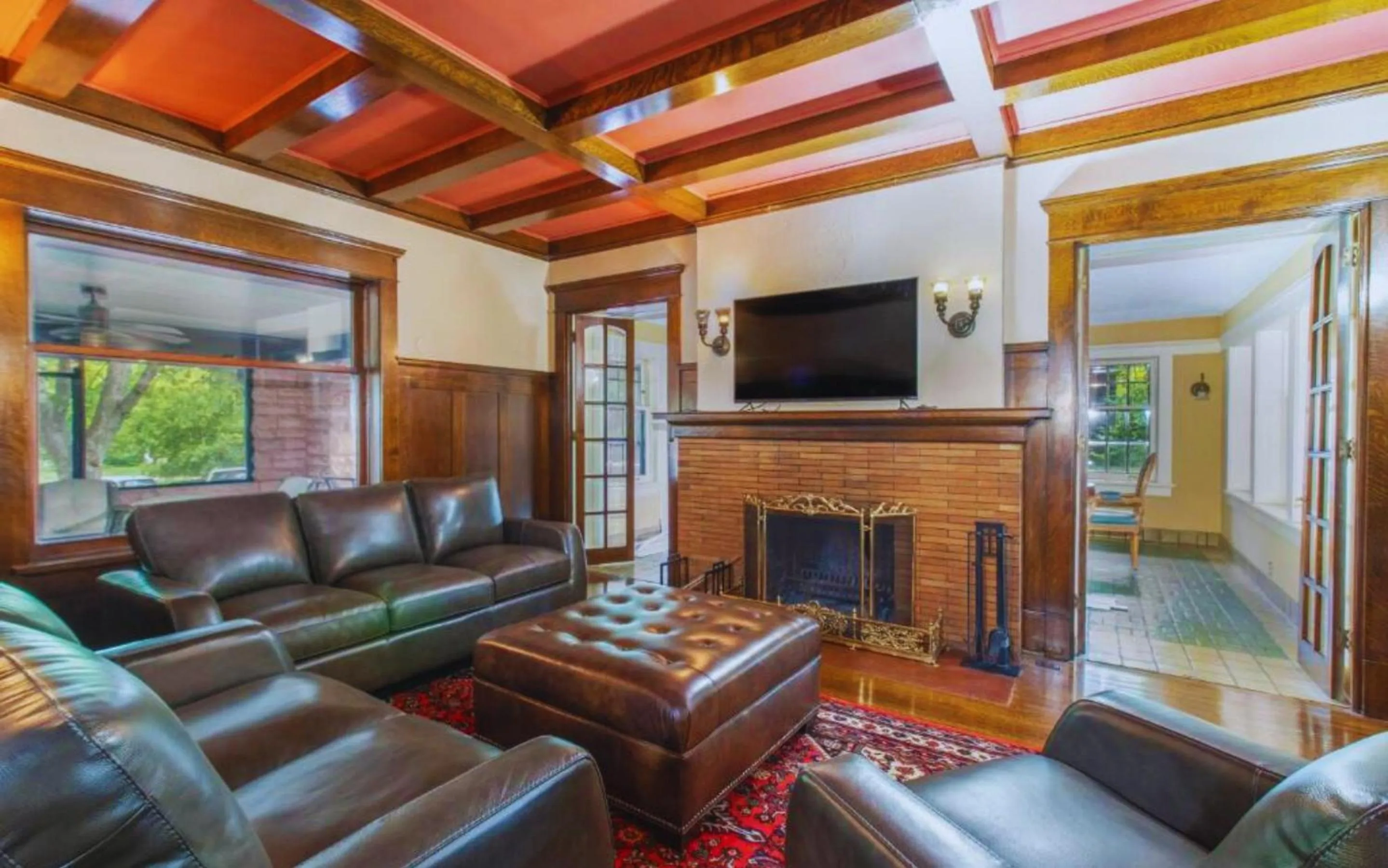 Living room in Martha's Bed and Breakfast