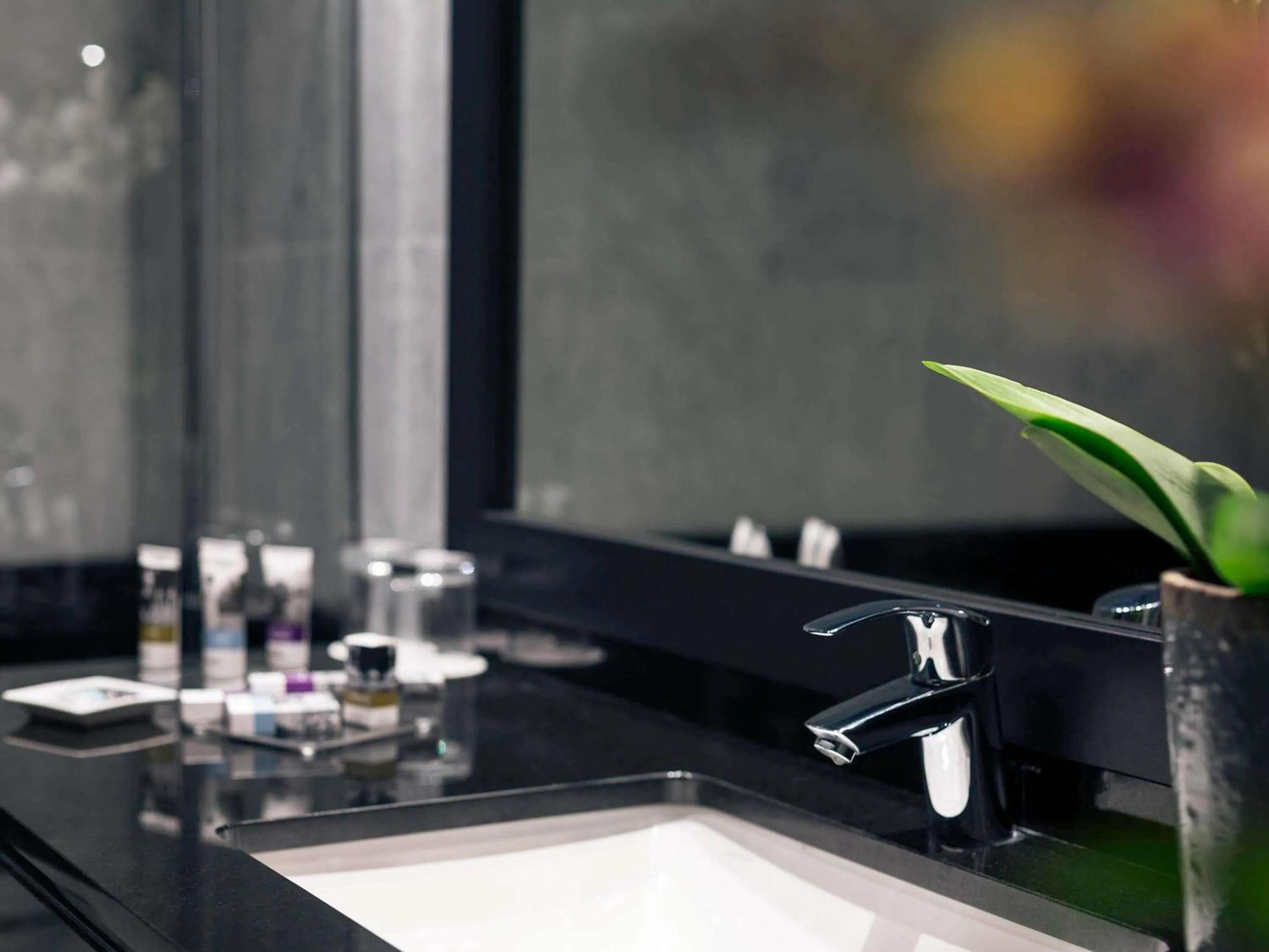 Bedroom in Hotel Mercure Jardines de Albia