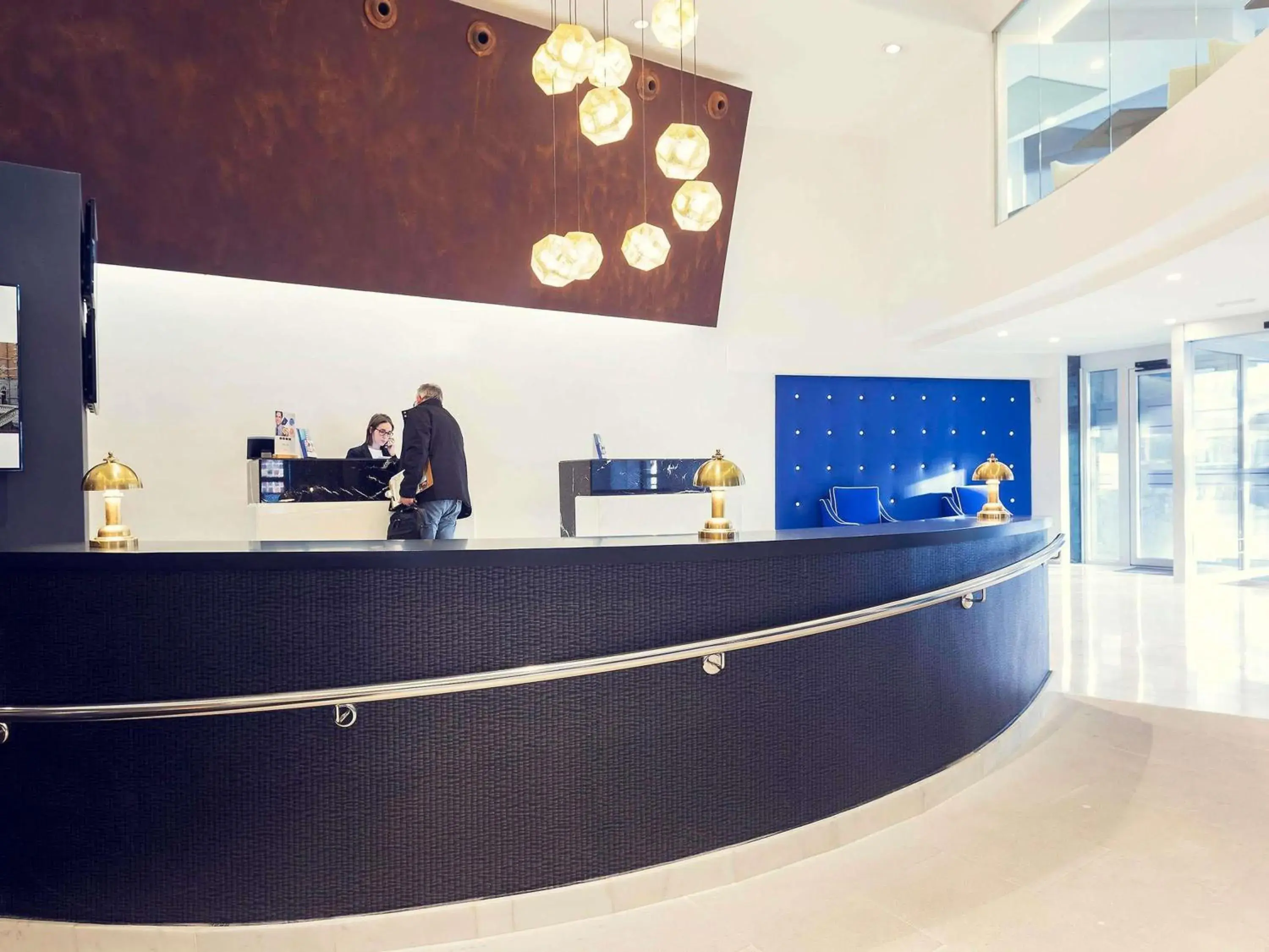 Property building in Hotel Mercure Jardines de Albia Property building in Hotel Mercure Jardines de Albia