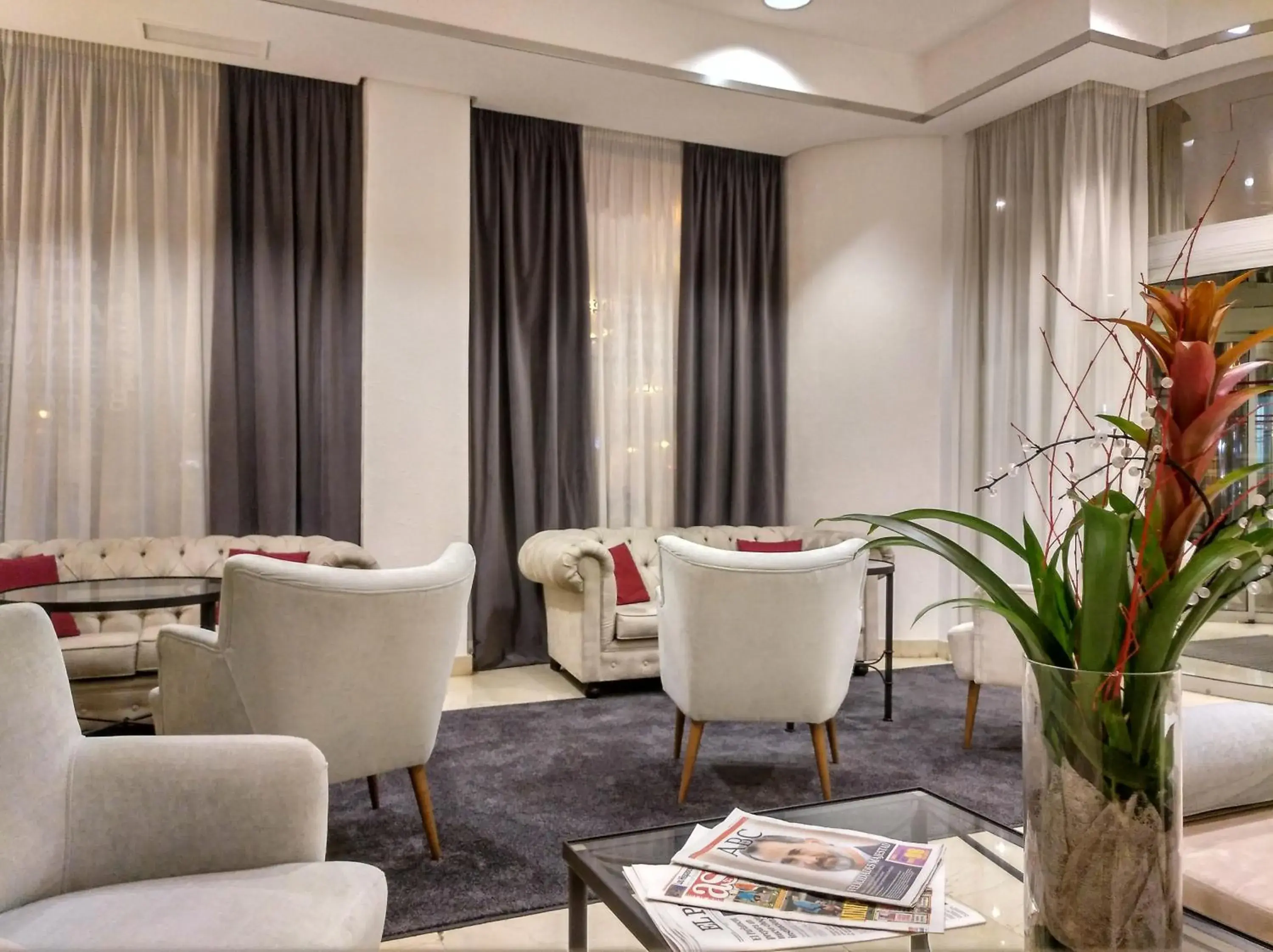 Living room in Hotel Gran Via Living room in Hotel Gran Via