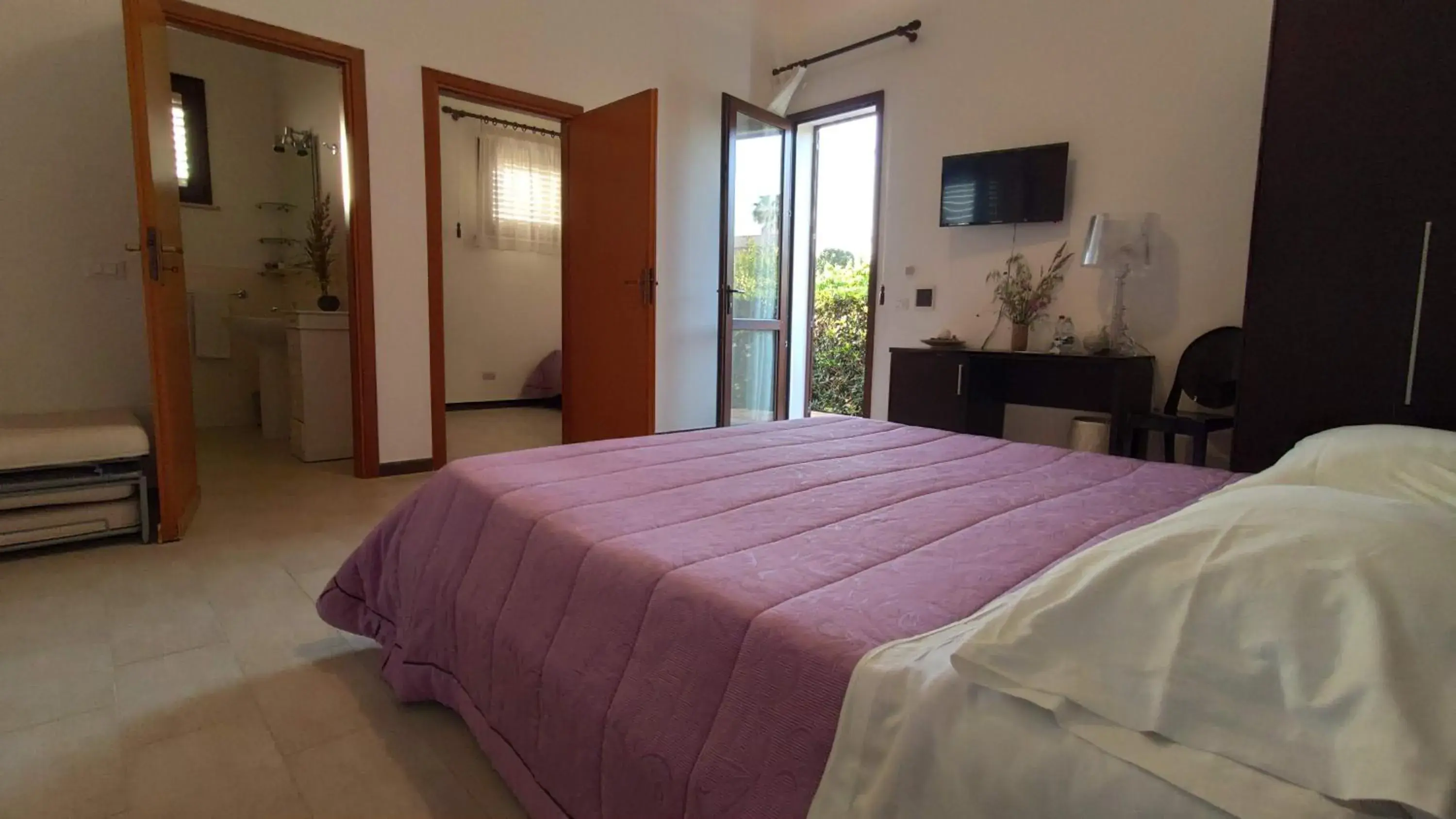 Superior Quadruple Room in Borgo Pida Superior Quadruple Room in Borgo Pida