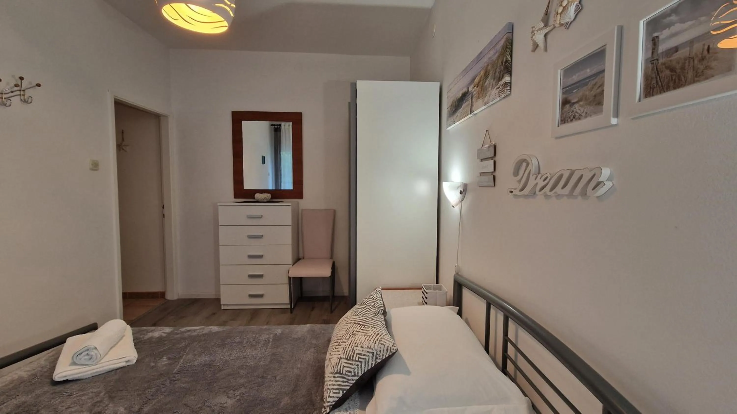 Bedroom, Bed in Apartments Godena