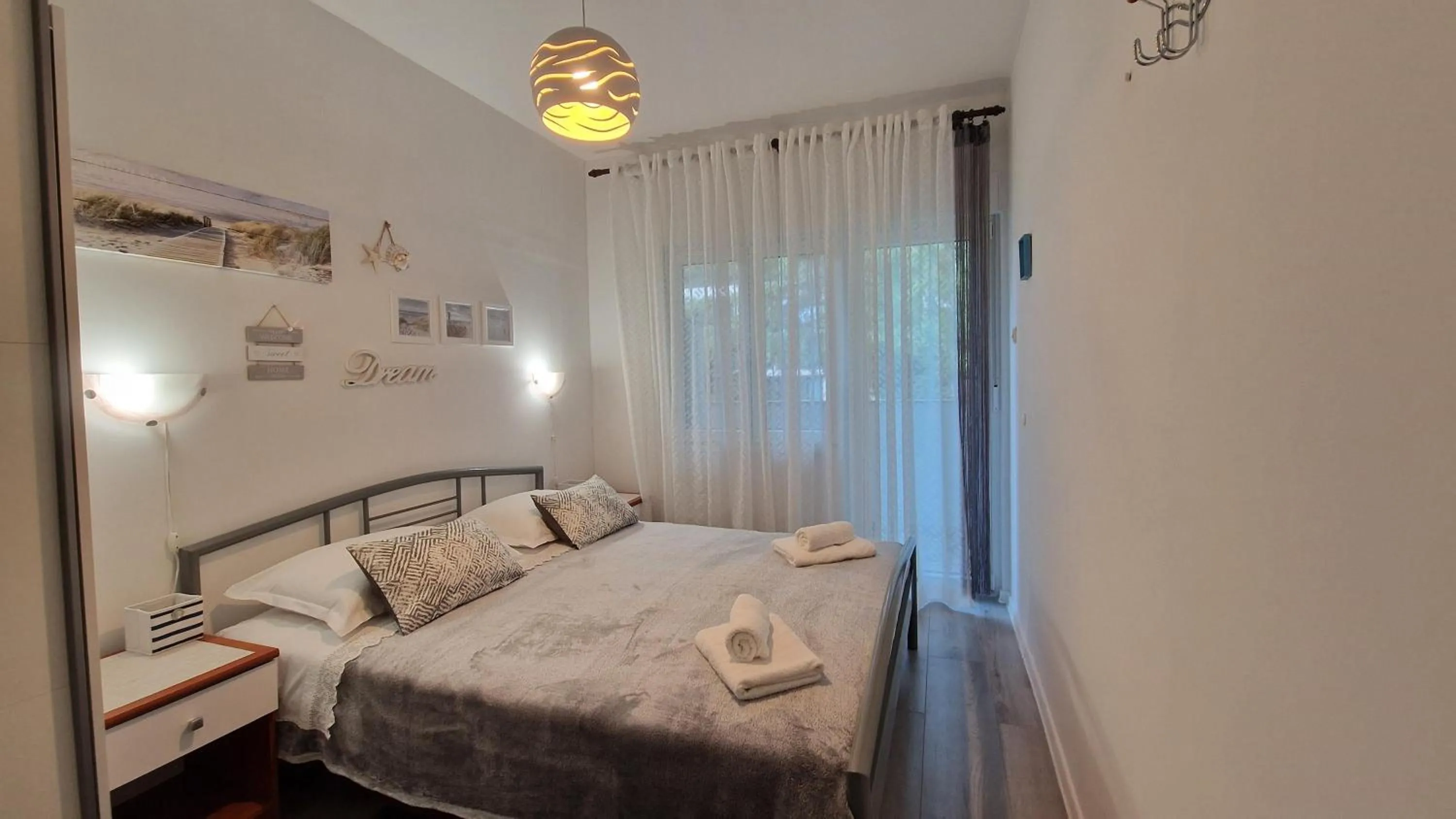 Bedroom, Bed in Apartments Godena