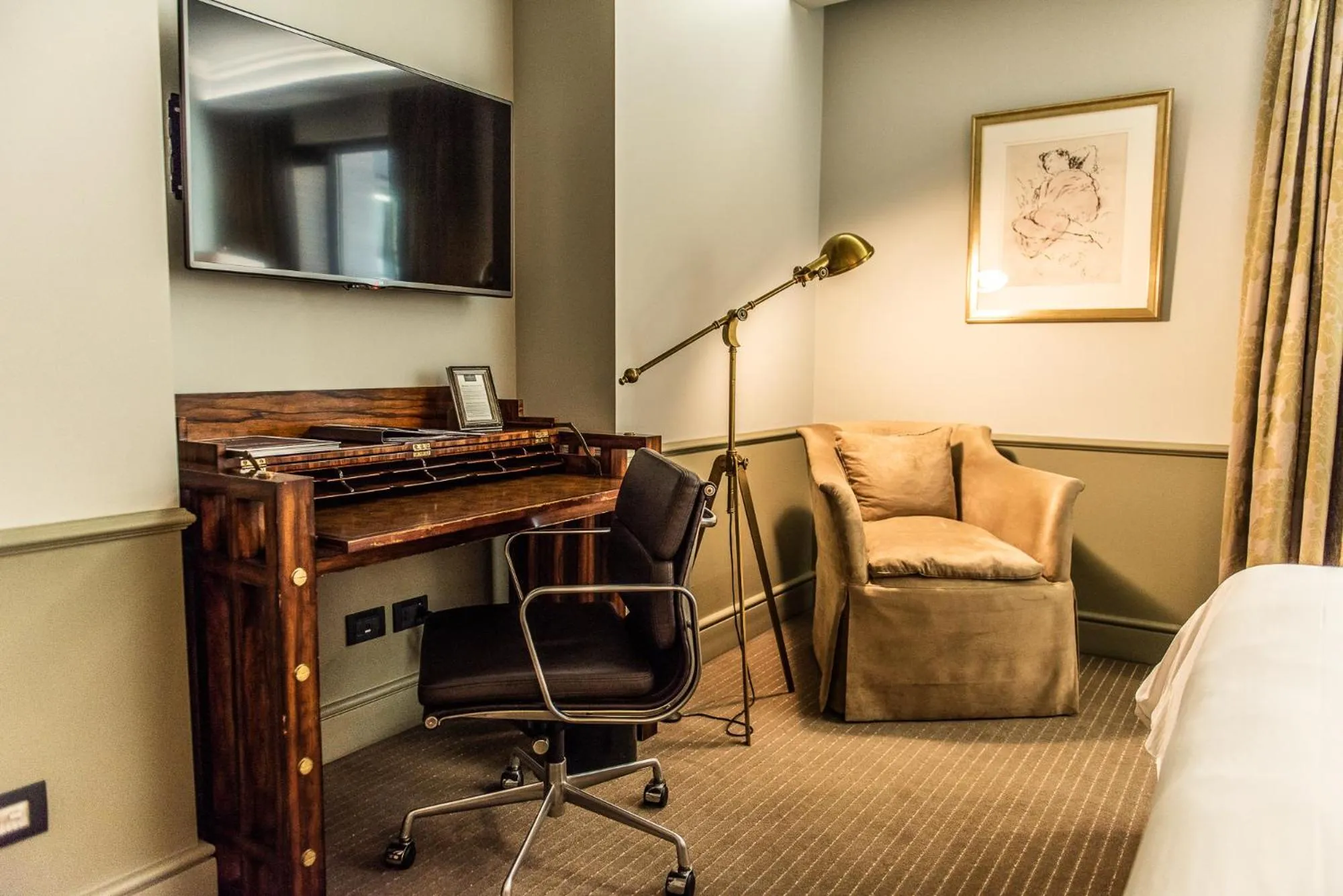 Seating area in The Singular Santiago