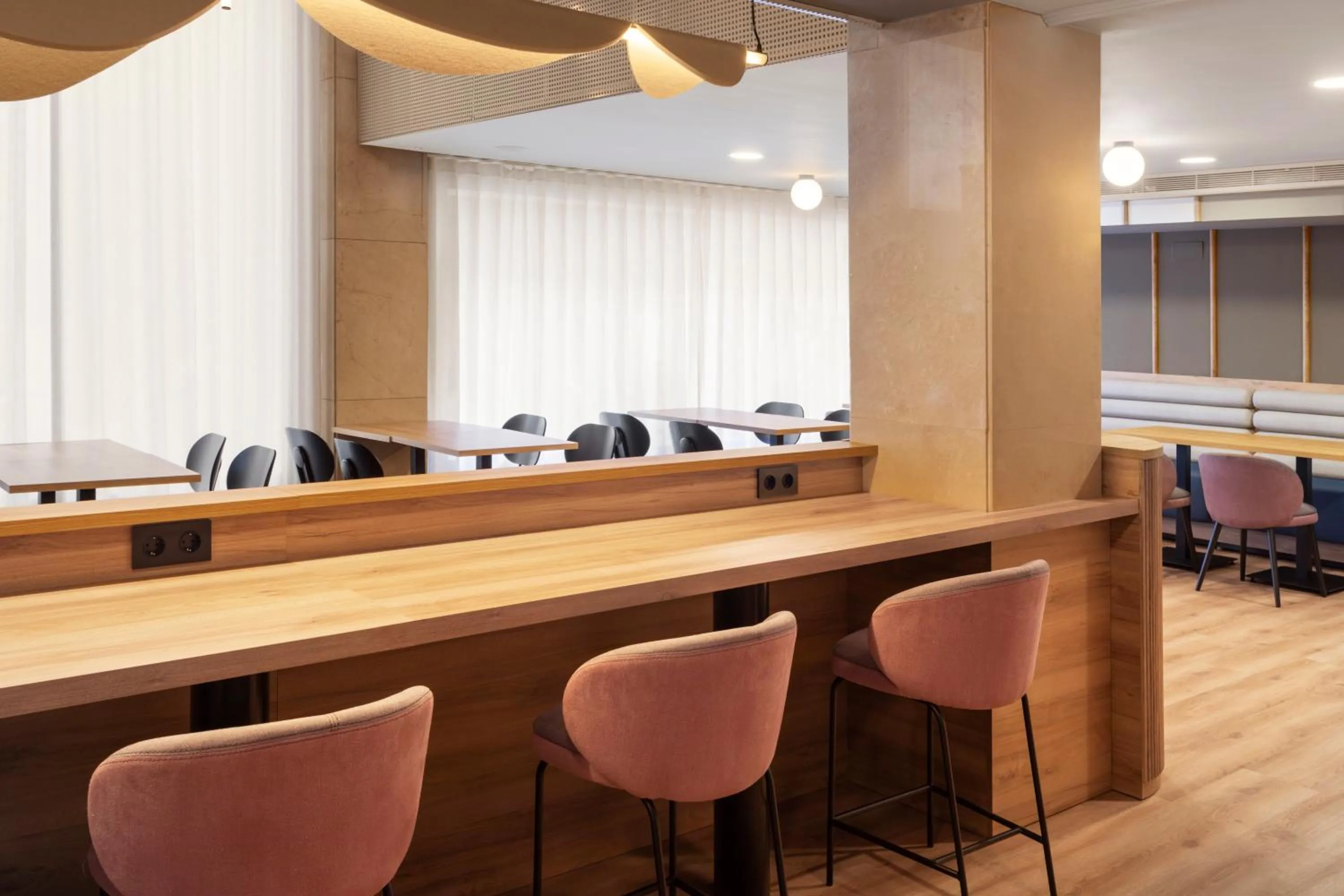 Seating area in B&B HOTEL Cartagena Cartagonova