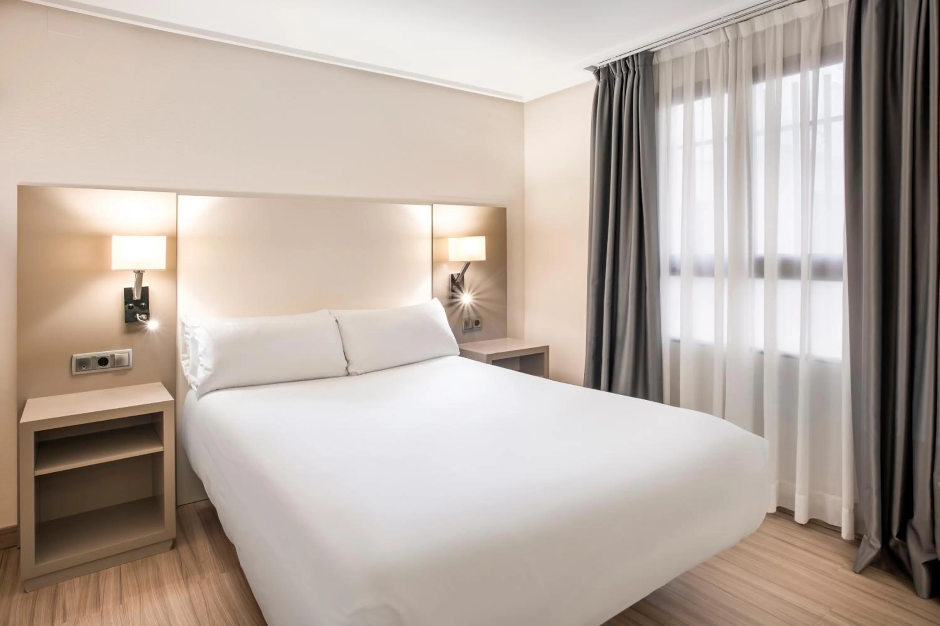 Bed in B&B HOTEL Cartagena Cartagonova