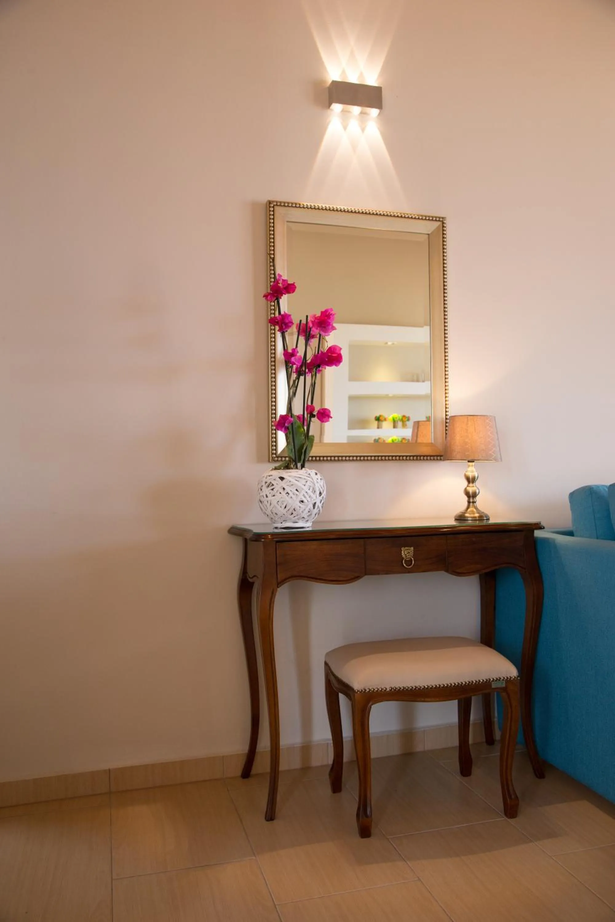 Decorative detail in Asterias Studios & Apartments
