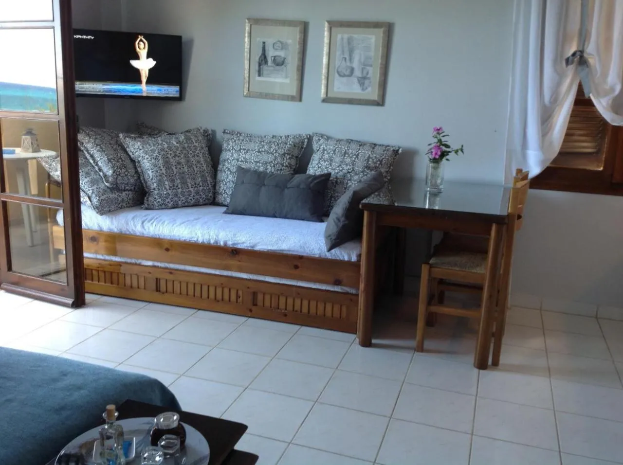 Dining area in Asterias Studios & Apartments