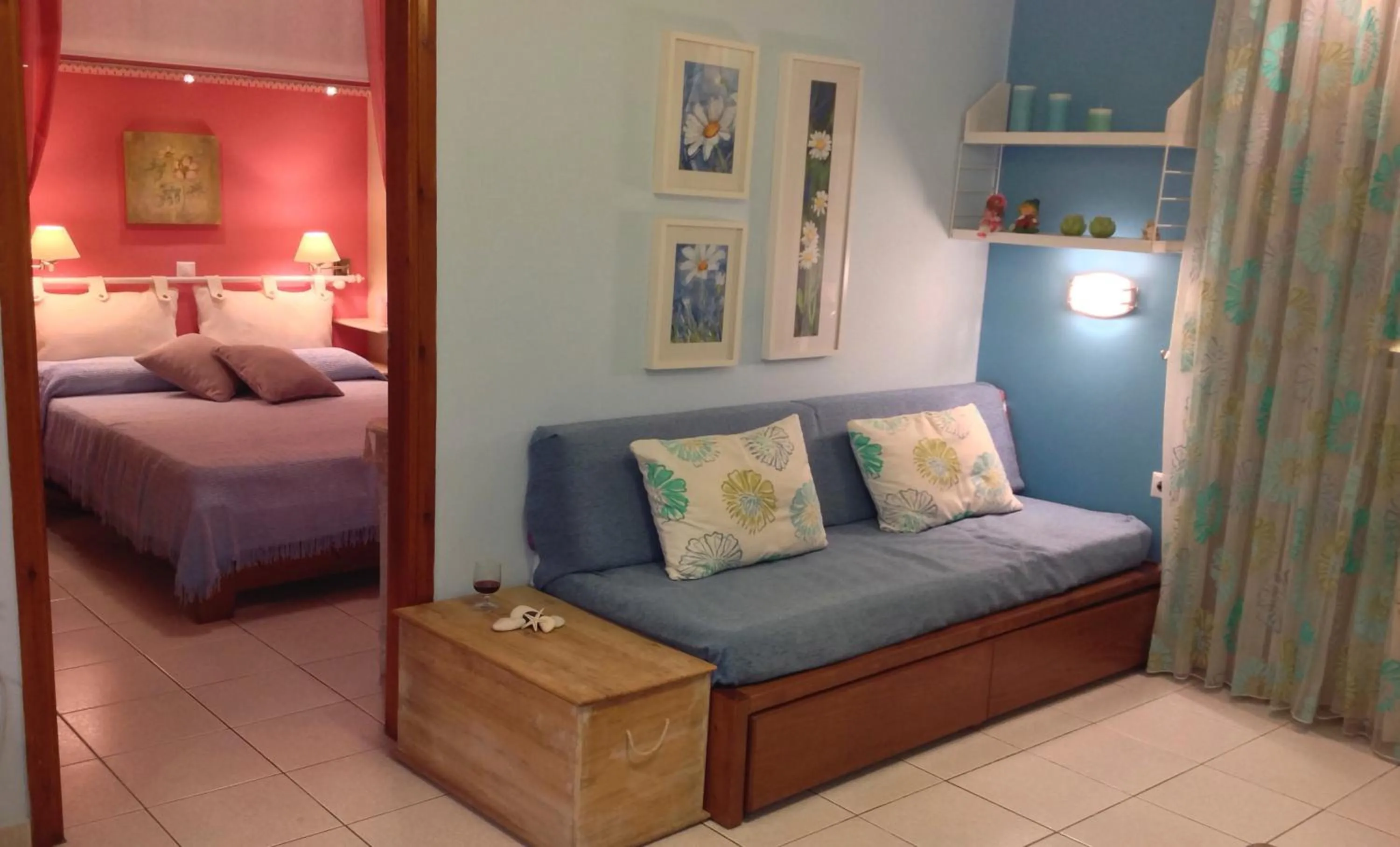 Bed in Asterias Studios & Apartments
