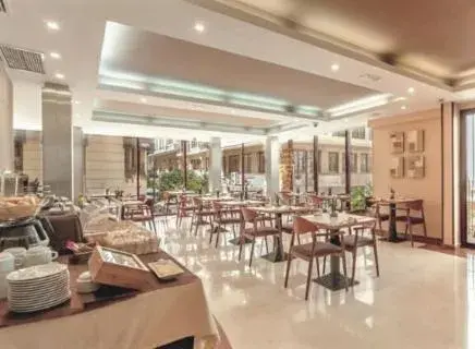 Restaurant/places to eat in Hotel RH Sorolla Centro Restaurant/places to eat in Hotel RH Sorolla Centro