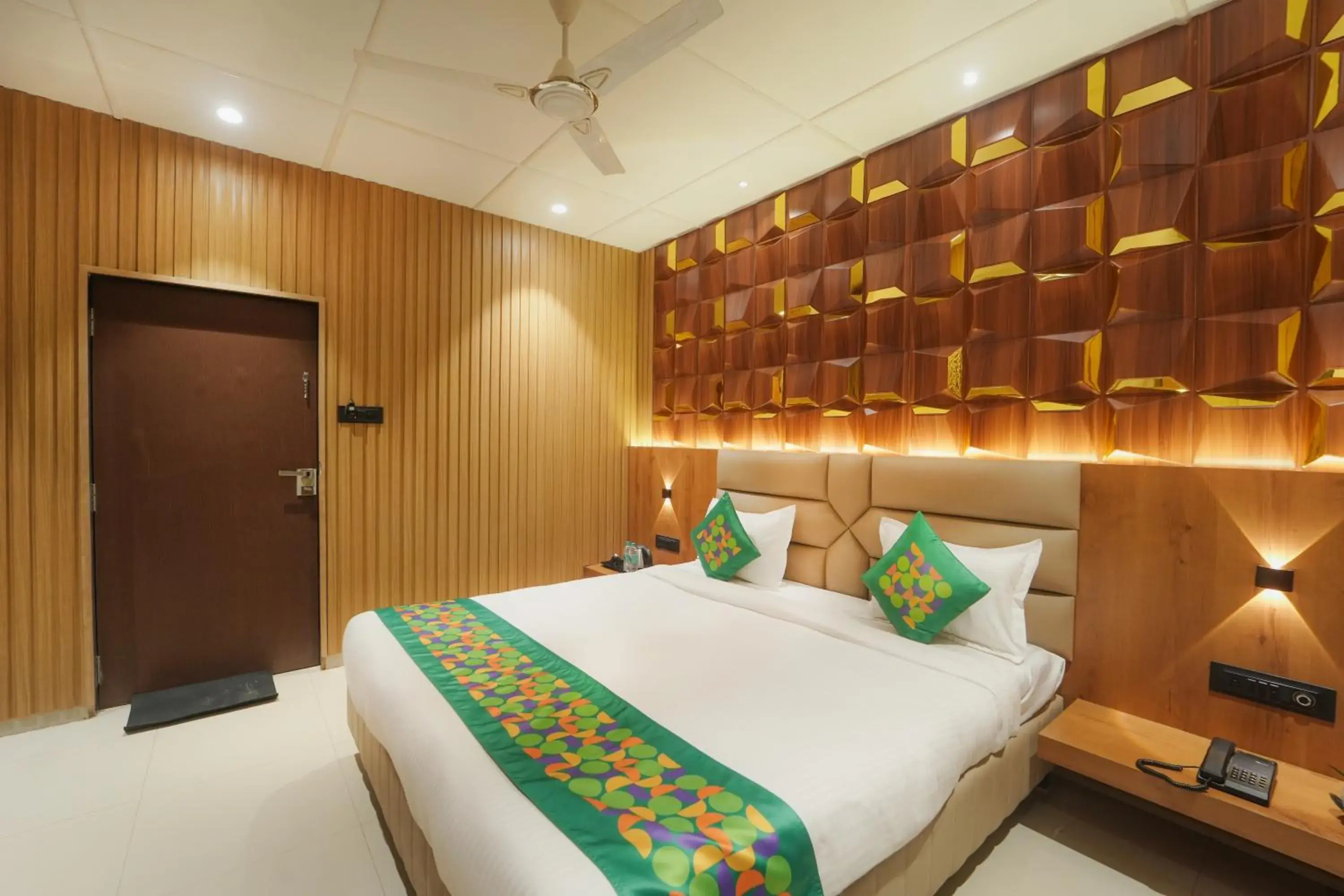 Standard Double Room in Treebo Iceberg Standard Double Room in Treebo Iceberg