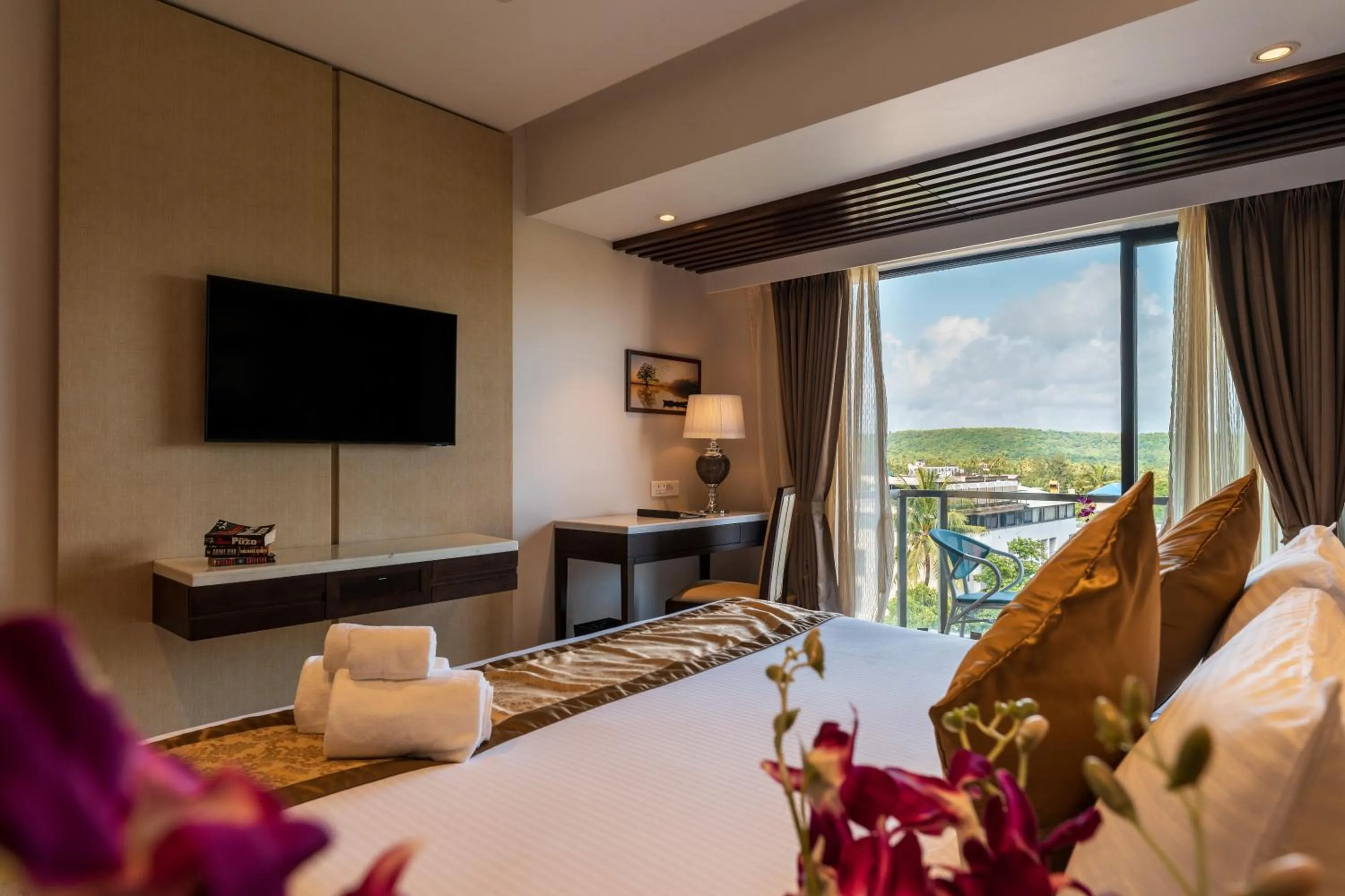 Bed in Regenta Central Imperial Candolim Goa