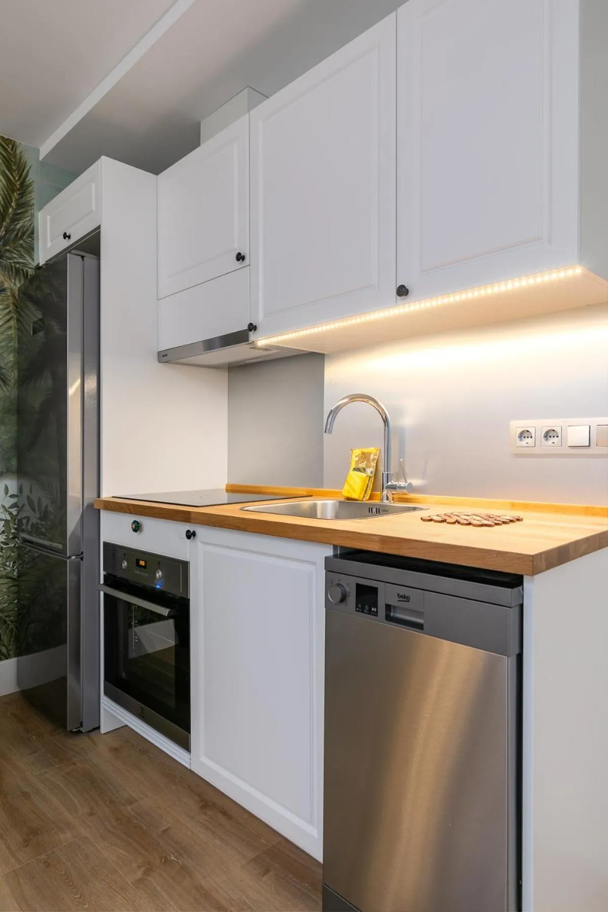 Kitchen or kitchenette in H-A Aparthotel Hotel Quo