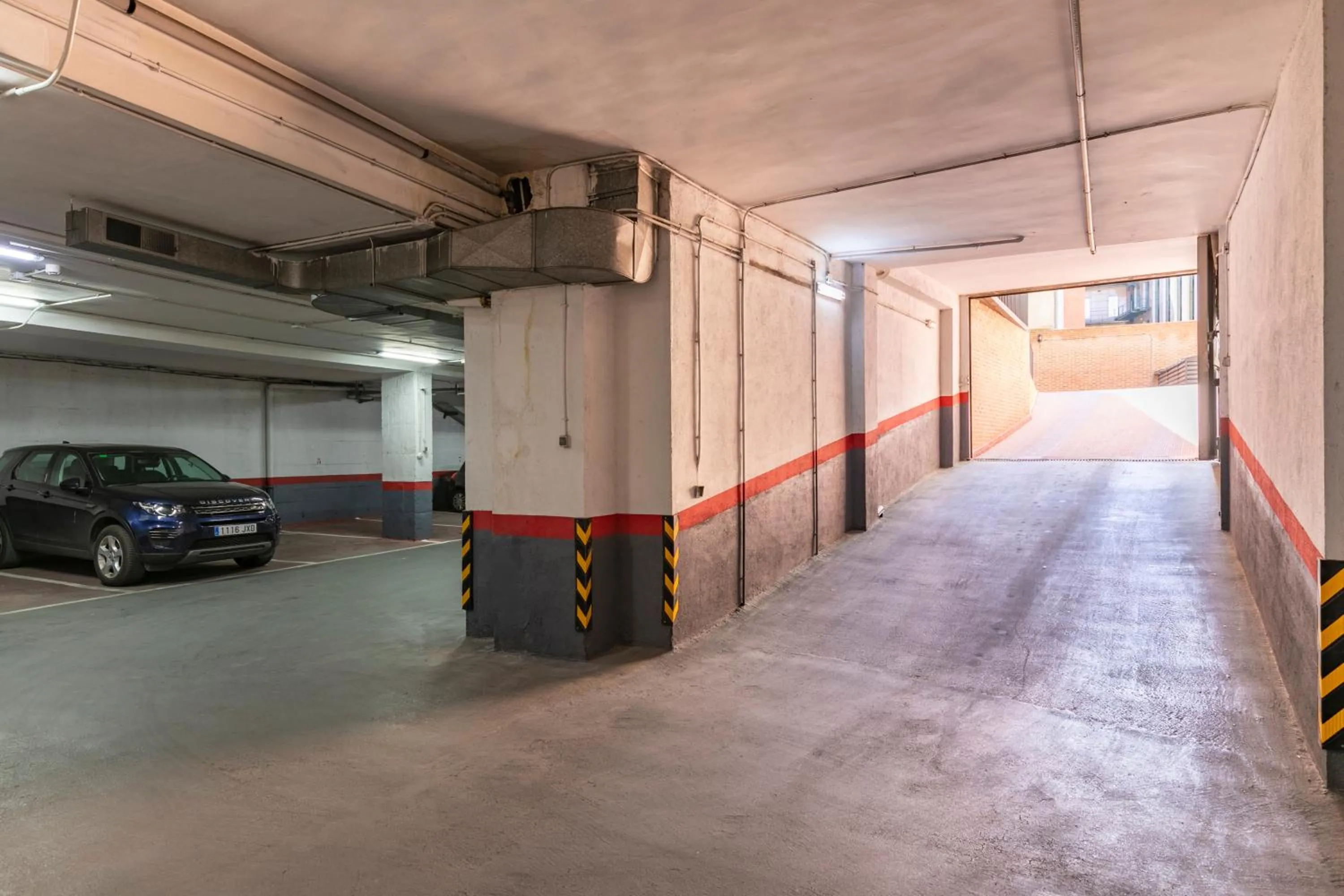 Parking in H-A Aparthotel Hotel Quo