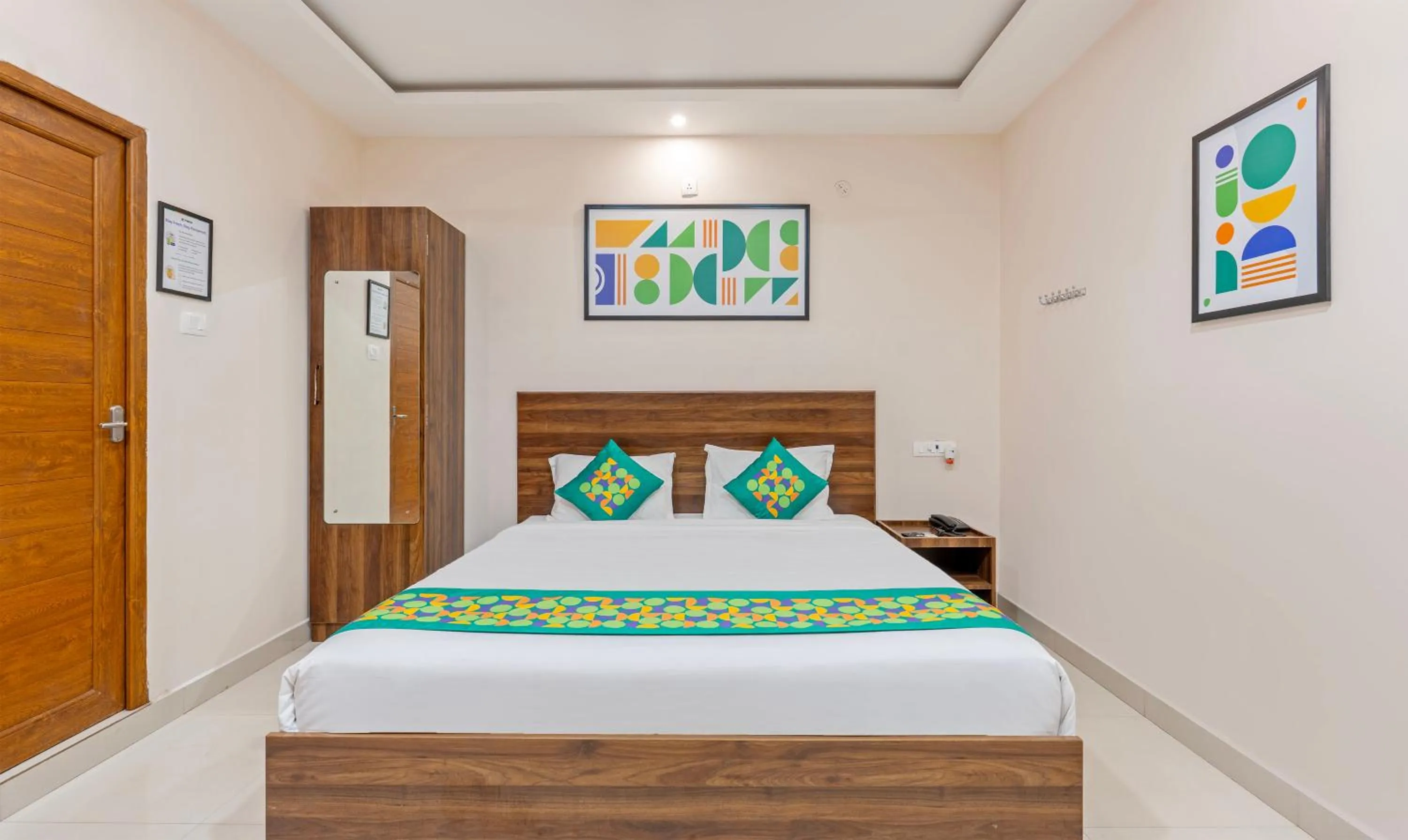 Bedroom, Bed in Treebo Elite Inn