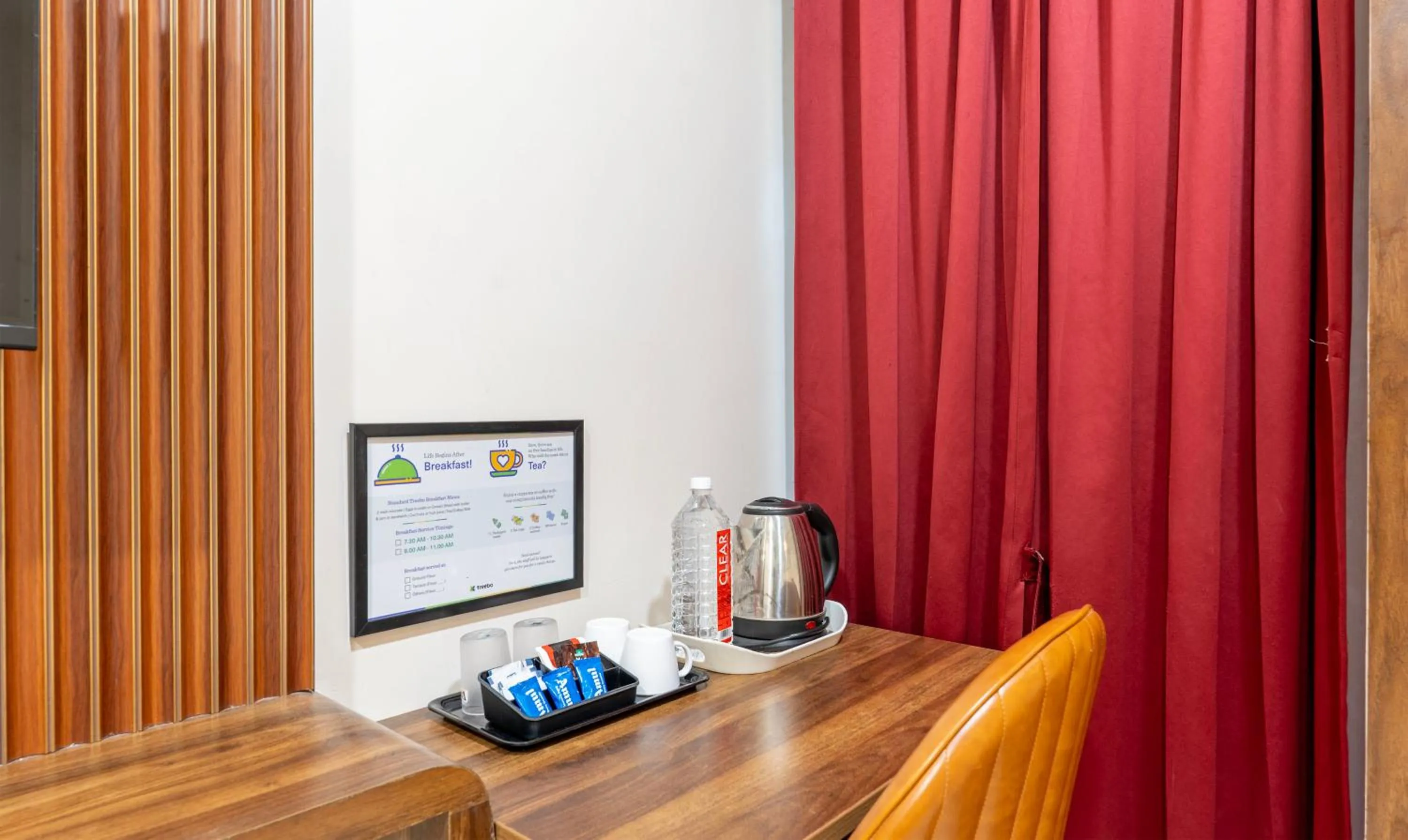 Bedroom in Treebo Elite Inn