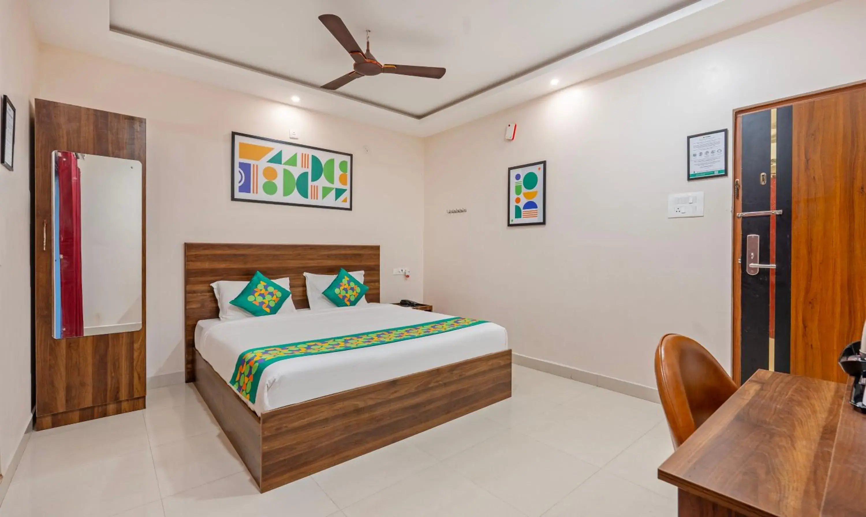 Bedroom, Bed in Treebo Elite Inn Bedroom, Bed in Treebo Elite Inn